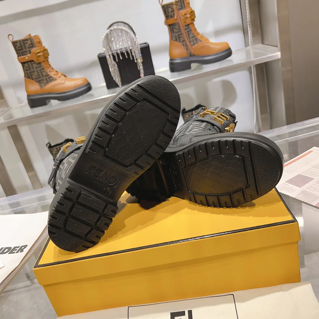 Ботинки Женские Fendi 18264016