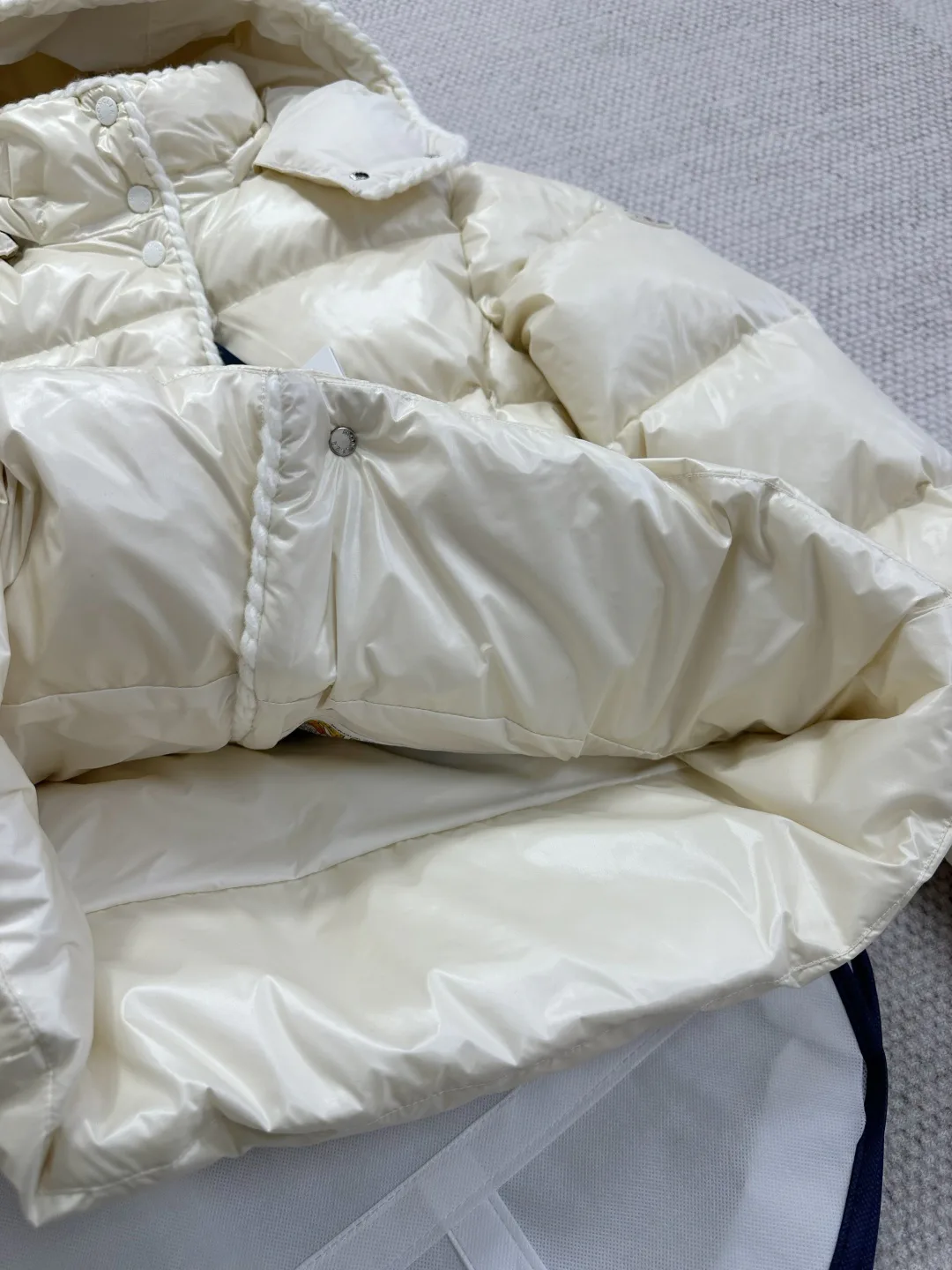Куртки И Пуховики Женские Moncler 4627599