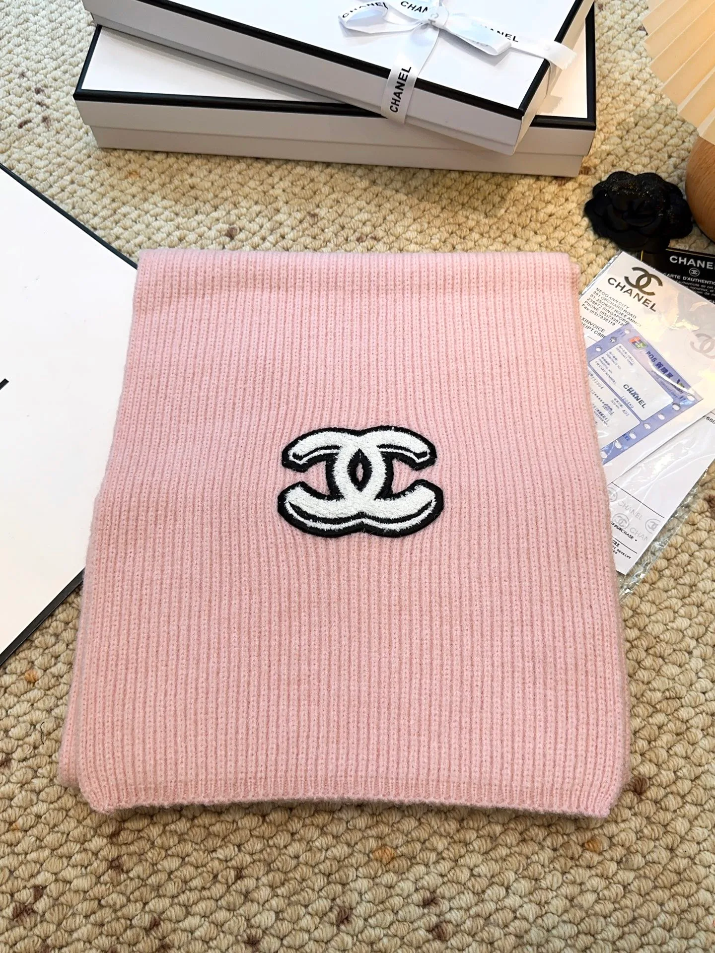 Шарфы Chanel 18105415