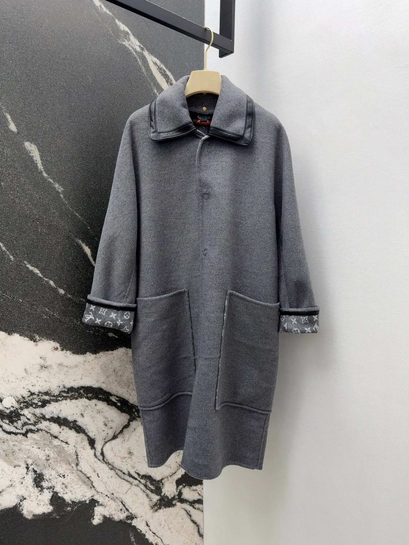 Пальто Женские Louis Vuitton 198221