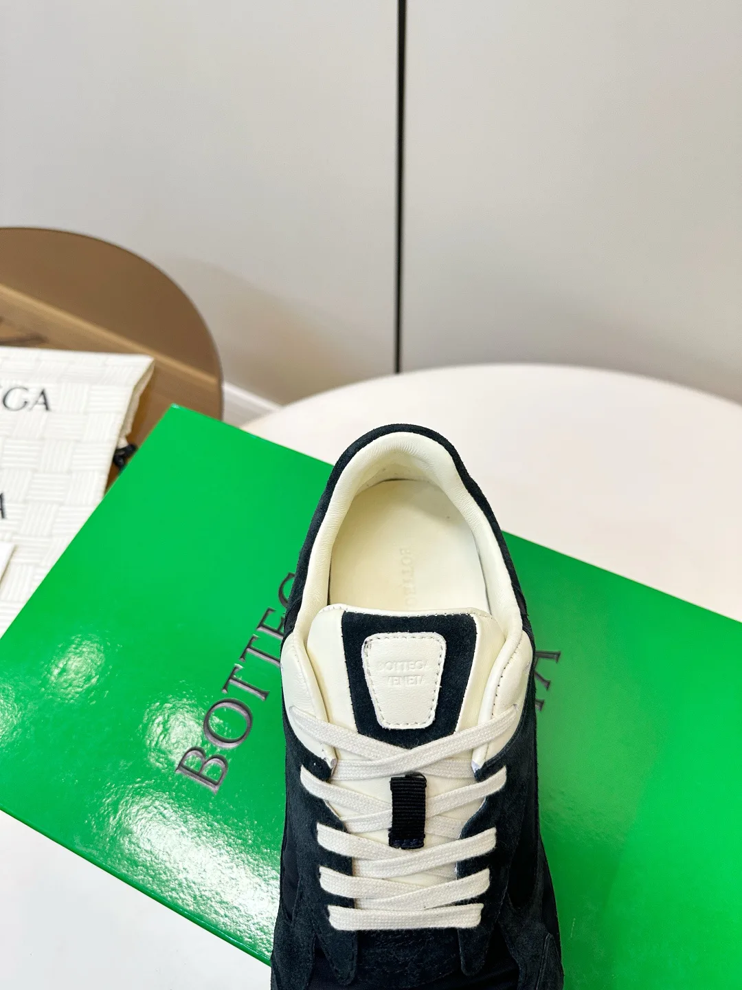 Кроссовки Женские Bottega Veneta 582533