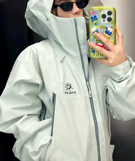 Куртки Женские Nike Куртки Женские Nike