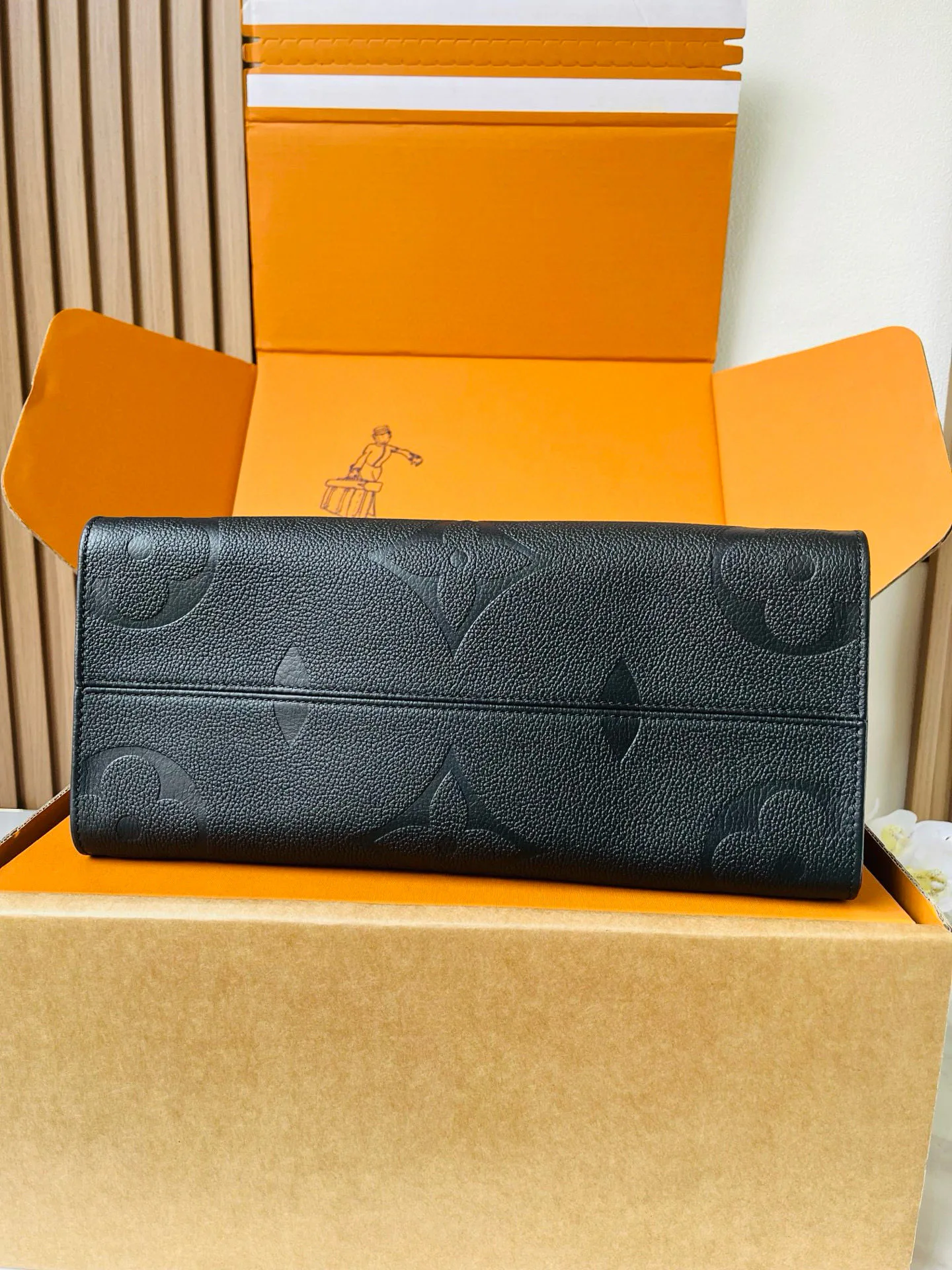 Классические Сумки Женские Louis Vuitton 12569321