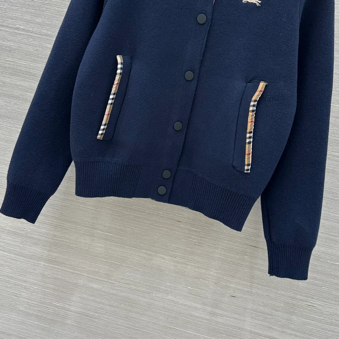 Куртки И Пуховики Женские Burberry 650250