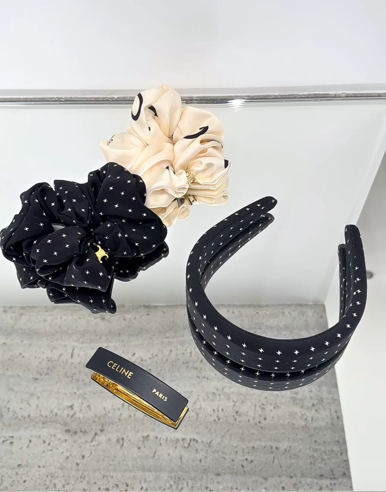 Головные Уборы Celine 12769647