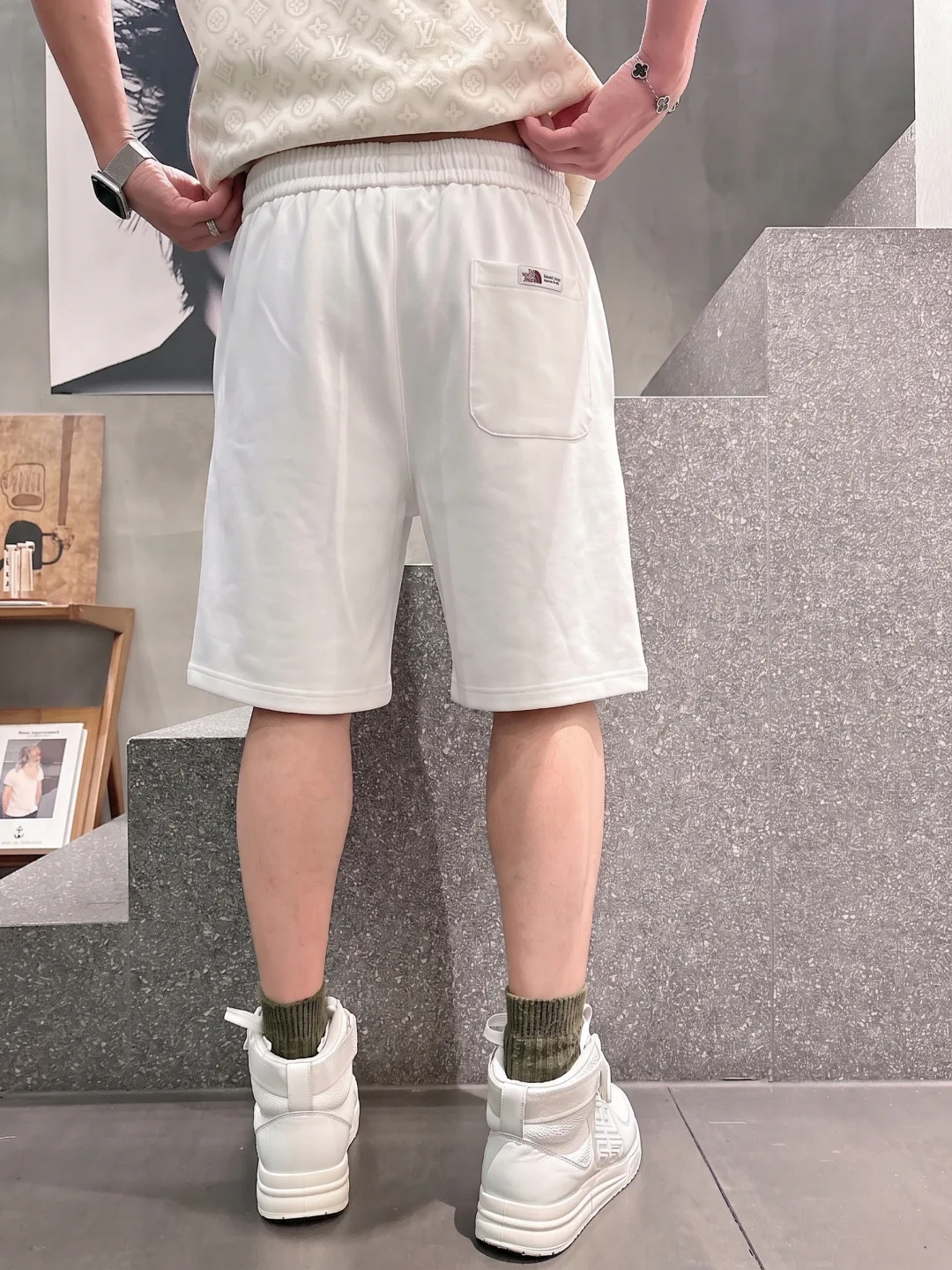 Шорты Мужские Gucci 18246588