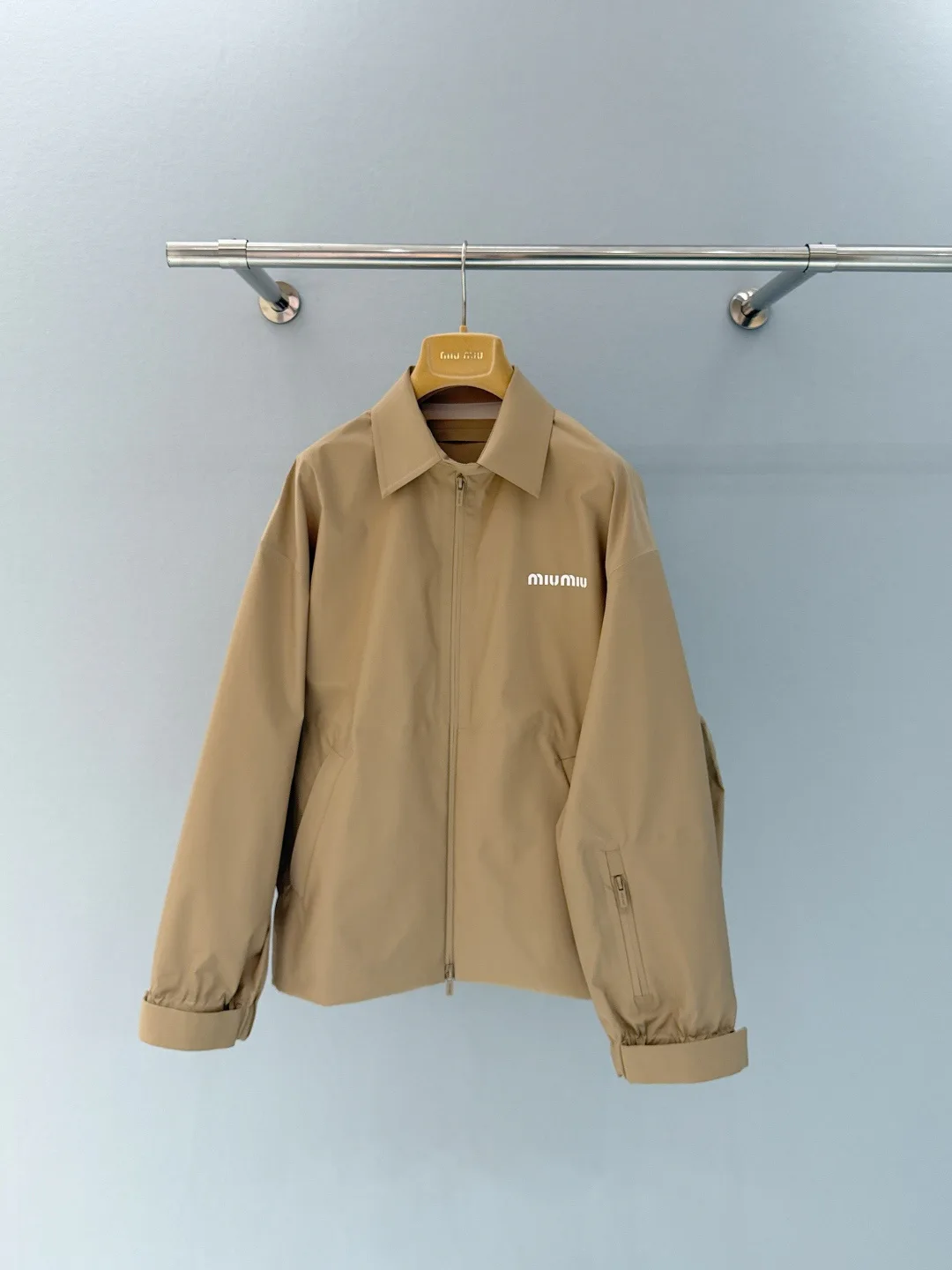 Куртки И Пуховики Женские Miu Miu 10643650