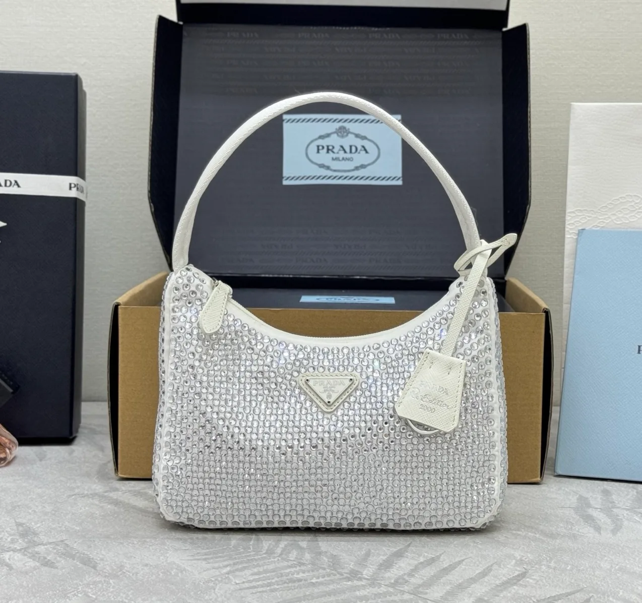 Сумки На Ремне Женские Prada 11788390