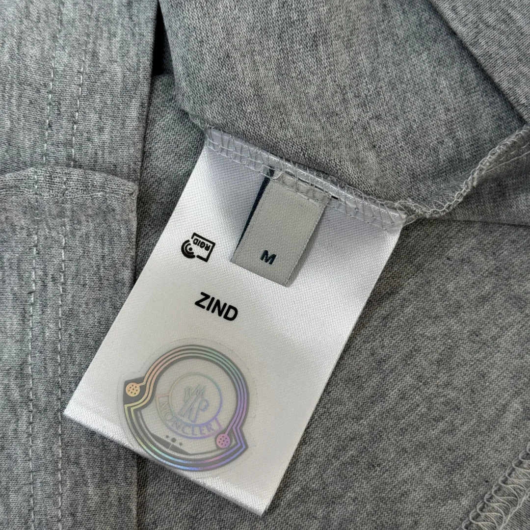 Футболки Женские Moncler 10201186