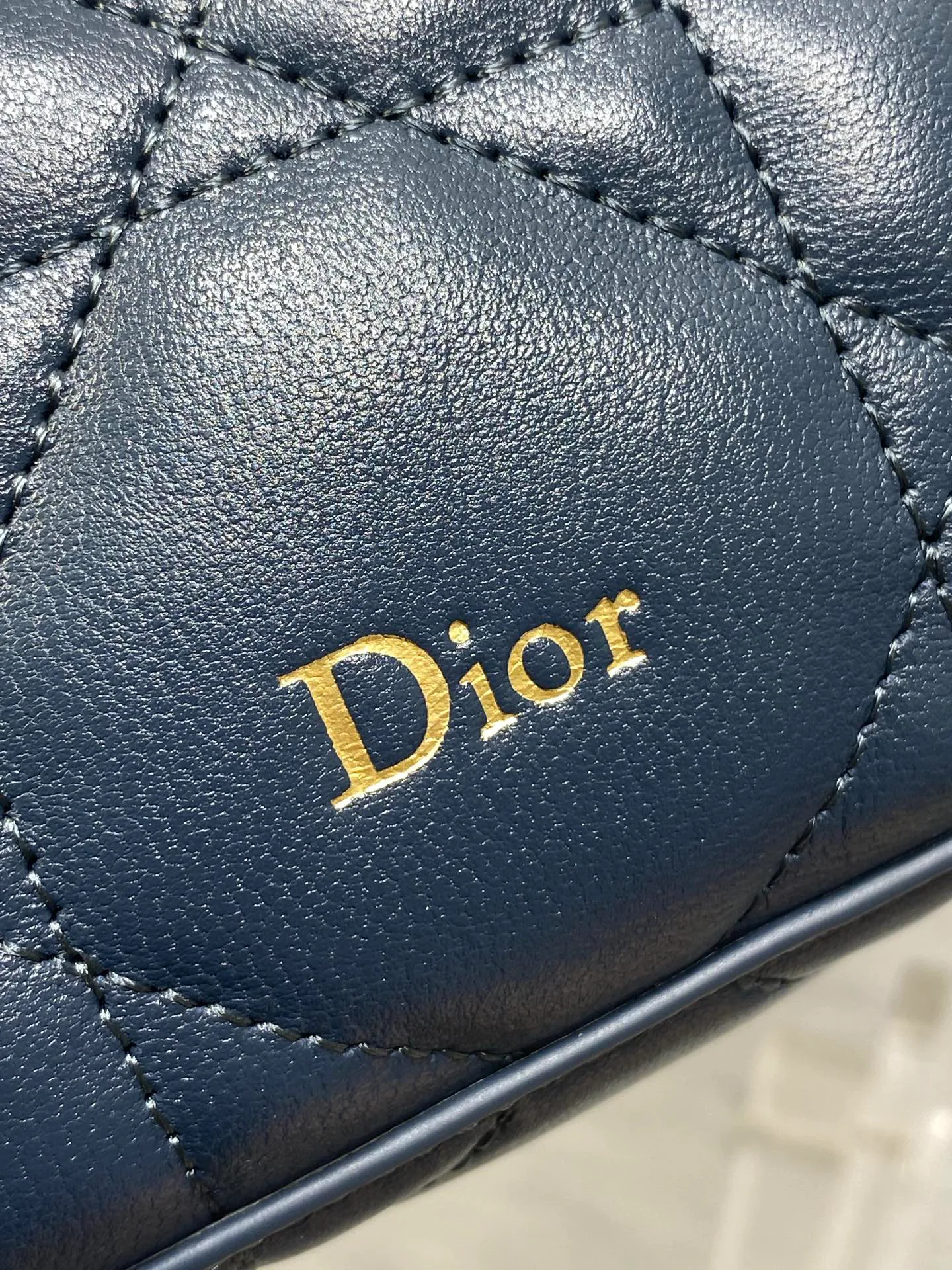 Классические Сумки Женские Christian Dior 17629545