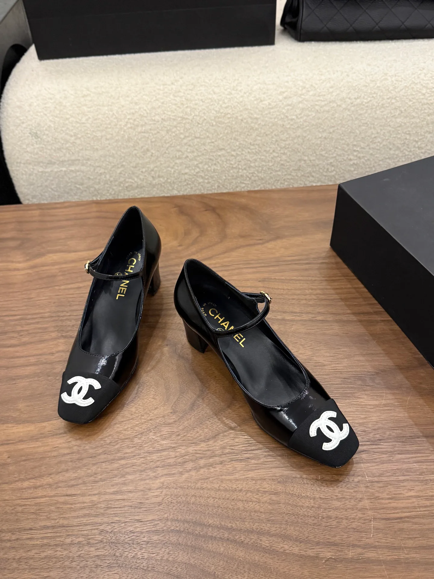 Туфли Женские Chanel 19583380