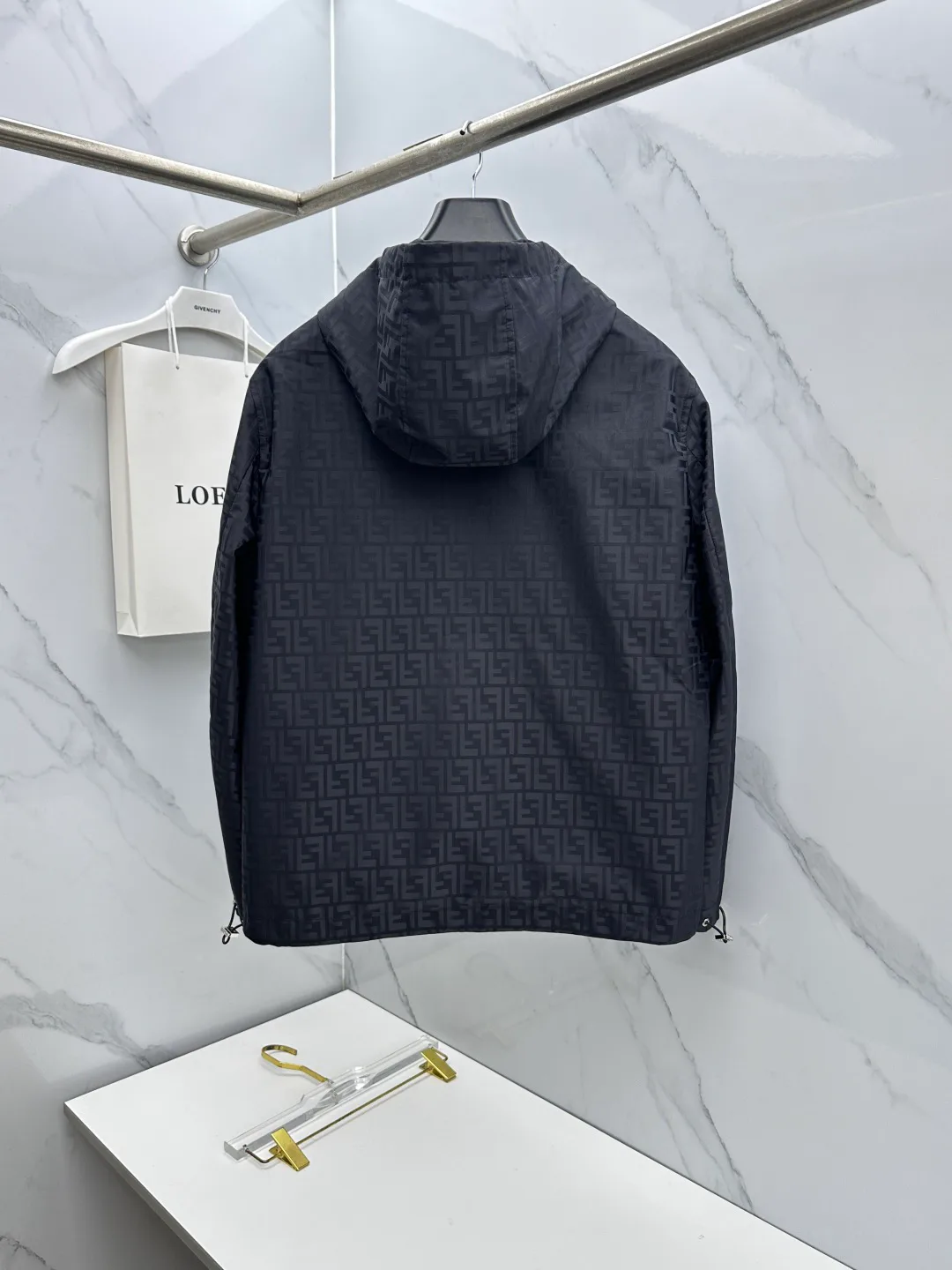 Куртки И Пуховики Мужские Fendi 18246795