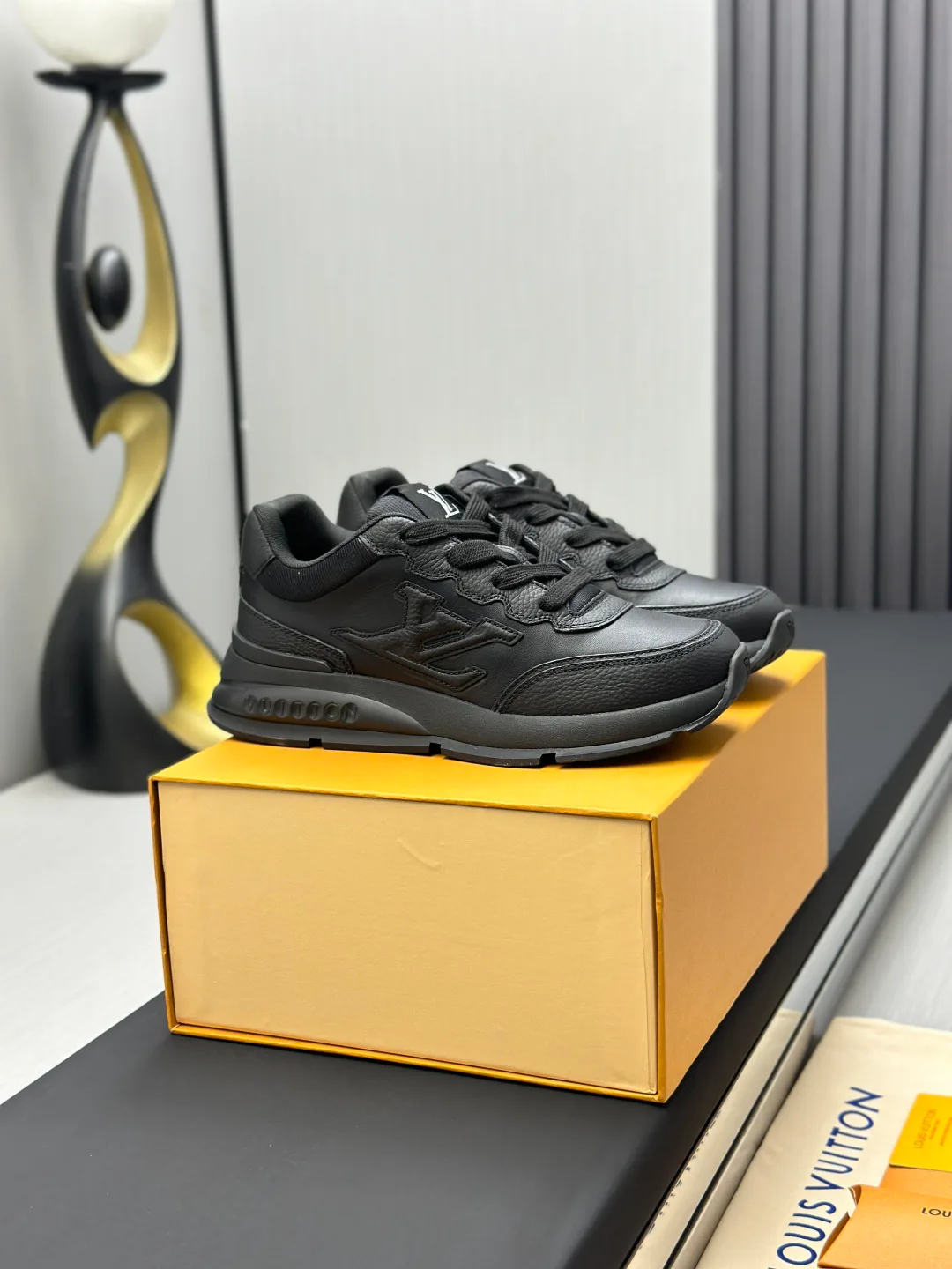 Кроссовки Мужские Louis Vuitton 168922