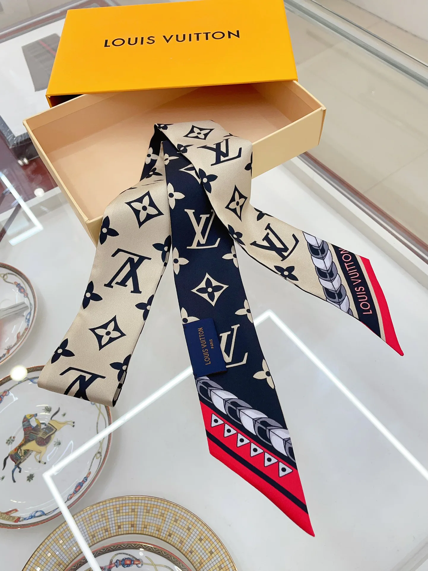 Шарфы Louis Vuitton 15381