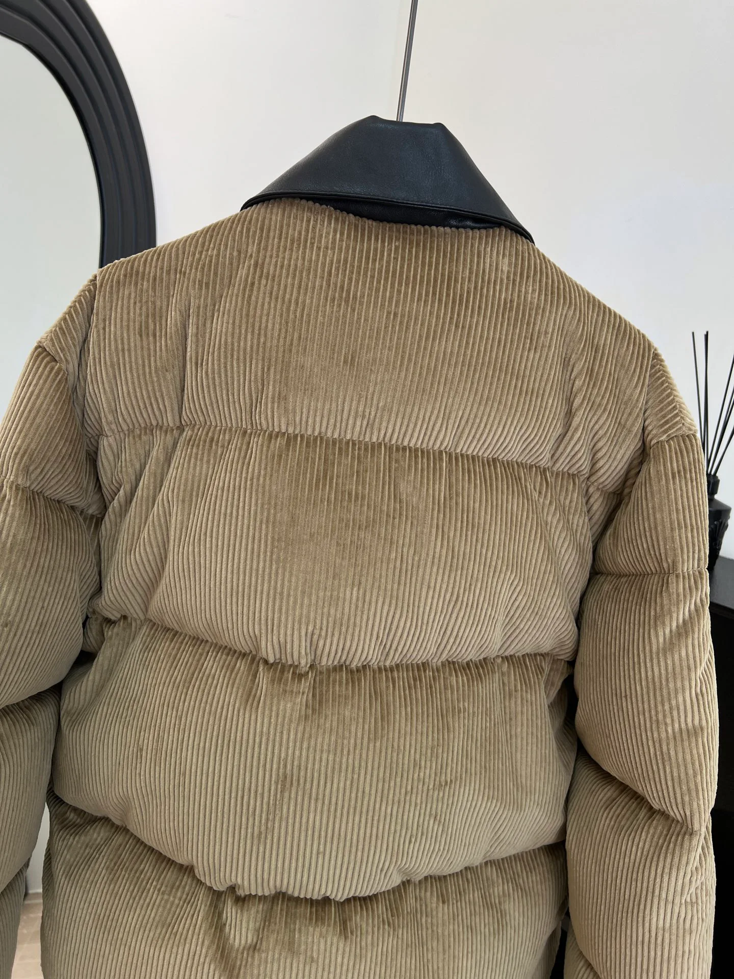 Куртки И Пуховики Женские Miu Miu 389852