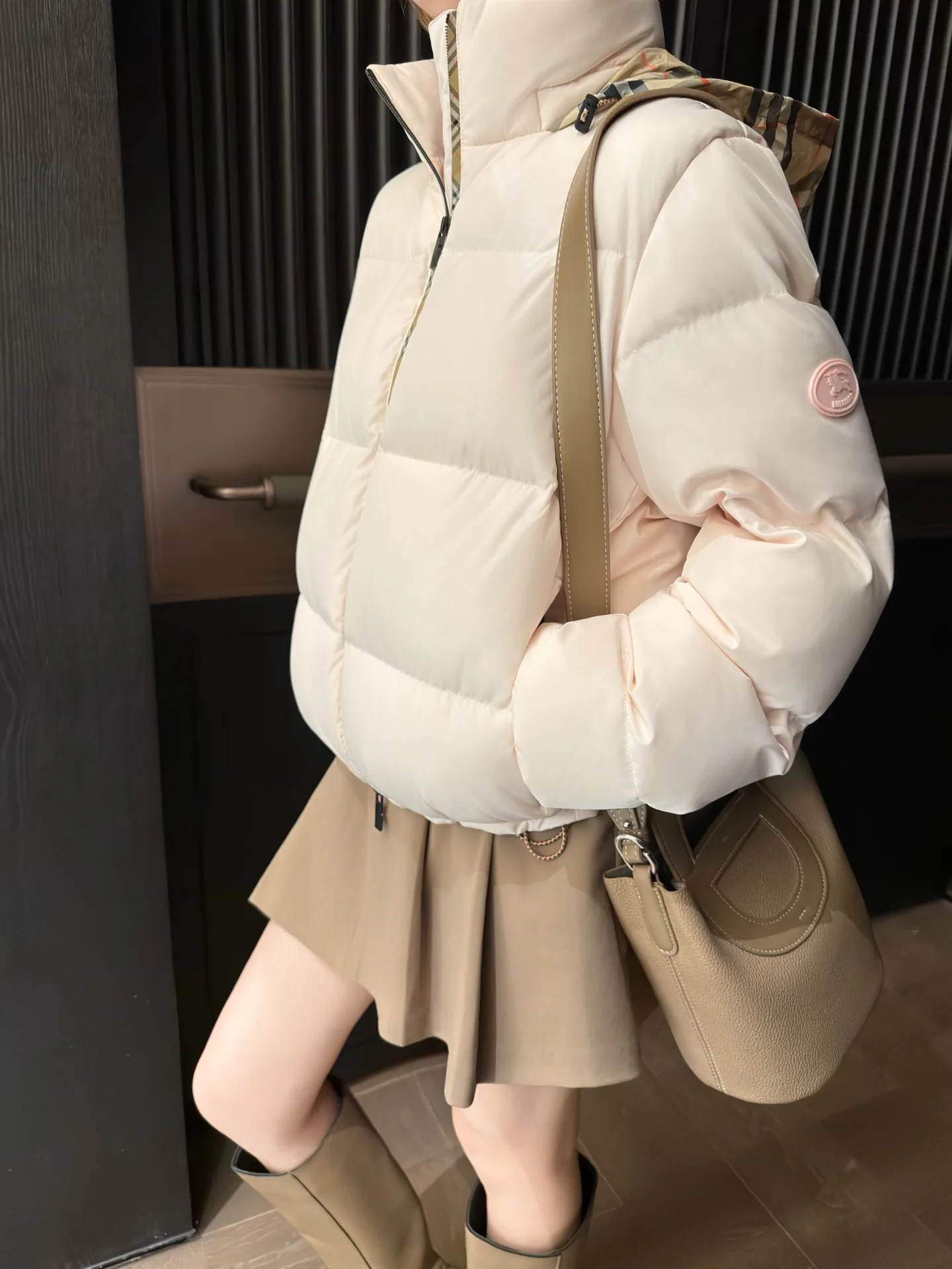 Куртки И Пуховики Женские Burberry 624525