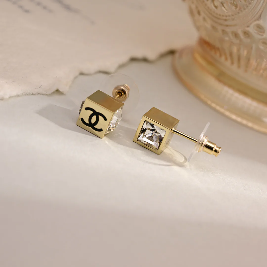 Бижутерия Chanel 5019018