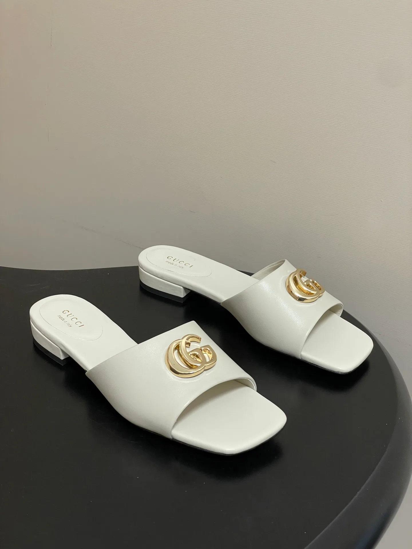 Сандалии Женские Gucci 11886534