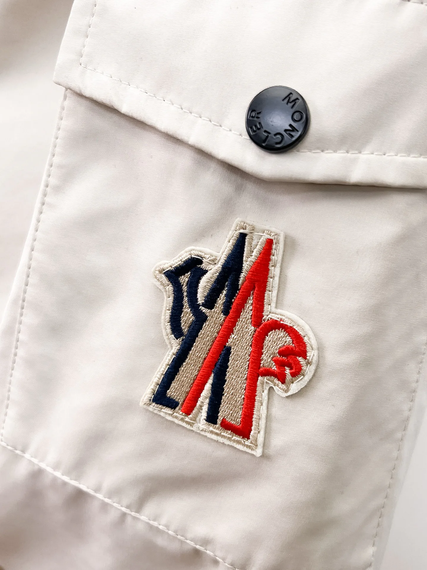 Куртки И Пуховики Мужские Moncler 18191456
