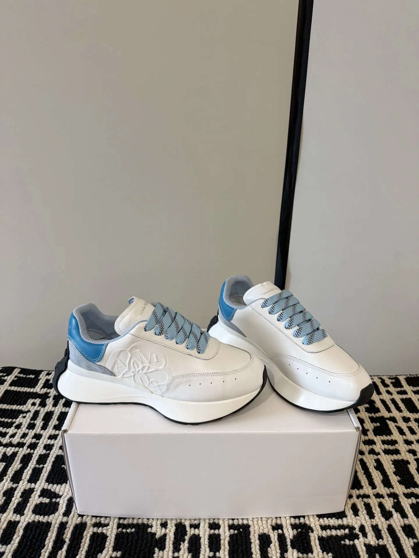 Кеды Женские Alexander Mcqueen 13343931