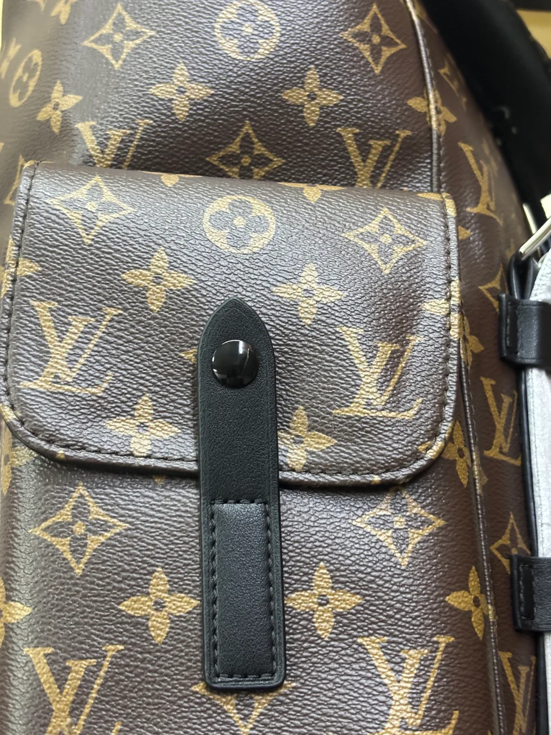 Рюкзаки Мужские Louis Vuitton 15055902