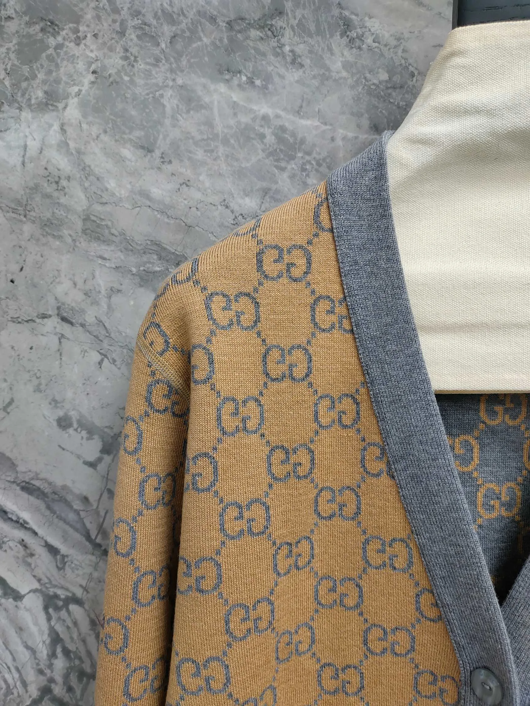 Джемперы И Свитеры Женские Gucci 19045230