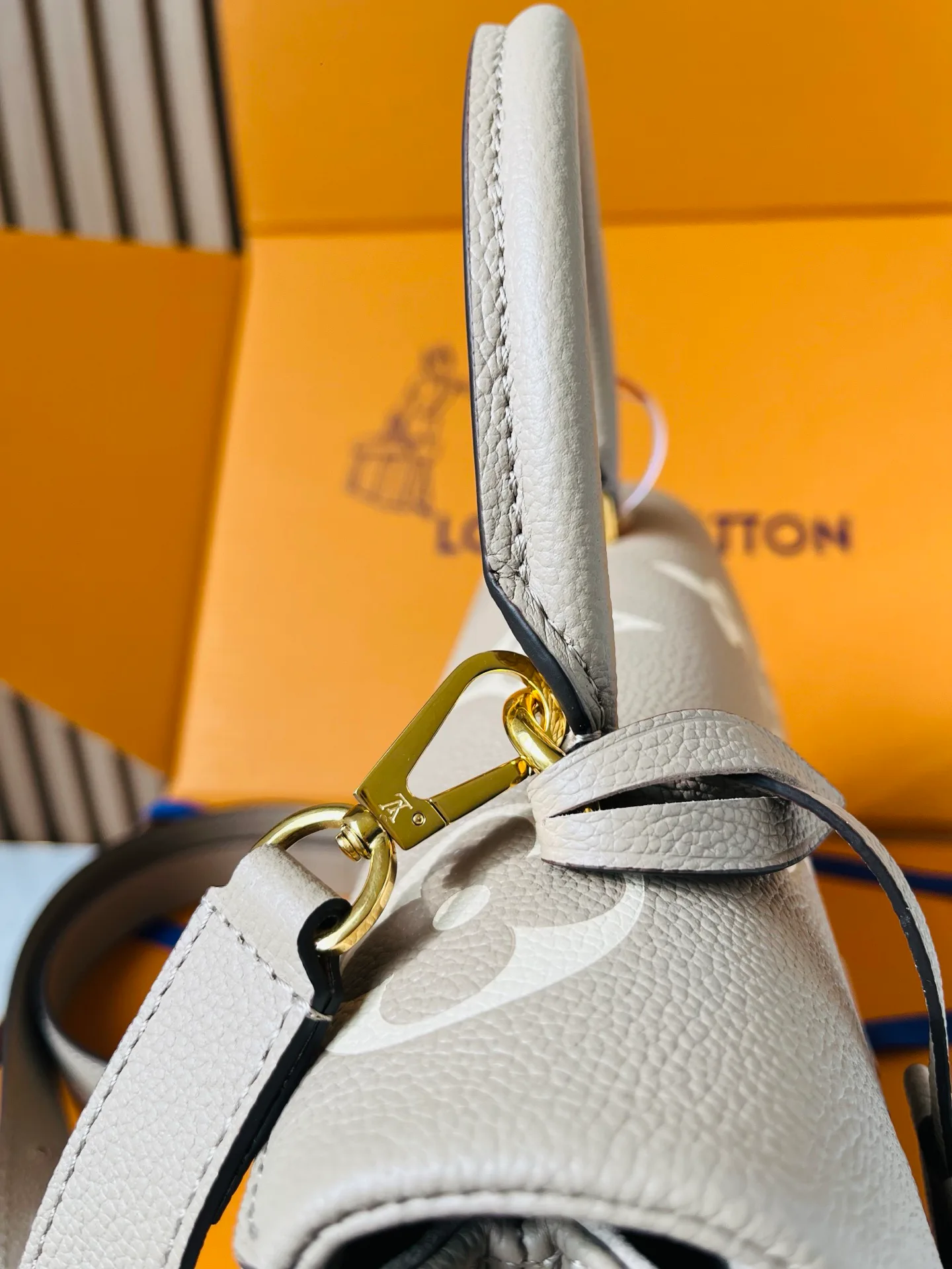 Классические Сумки Женские Louis Vuitton 12860029