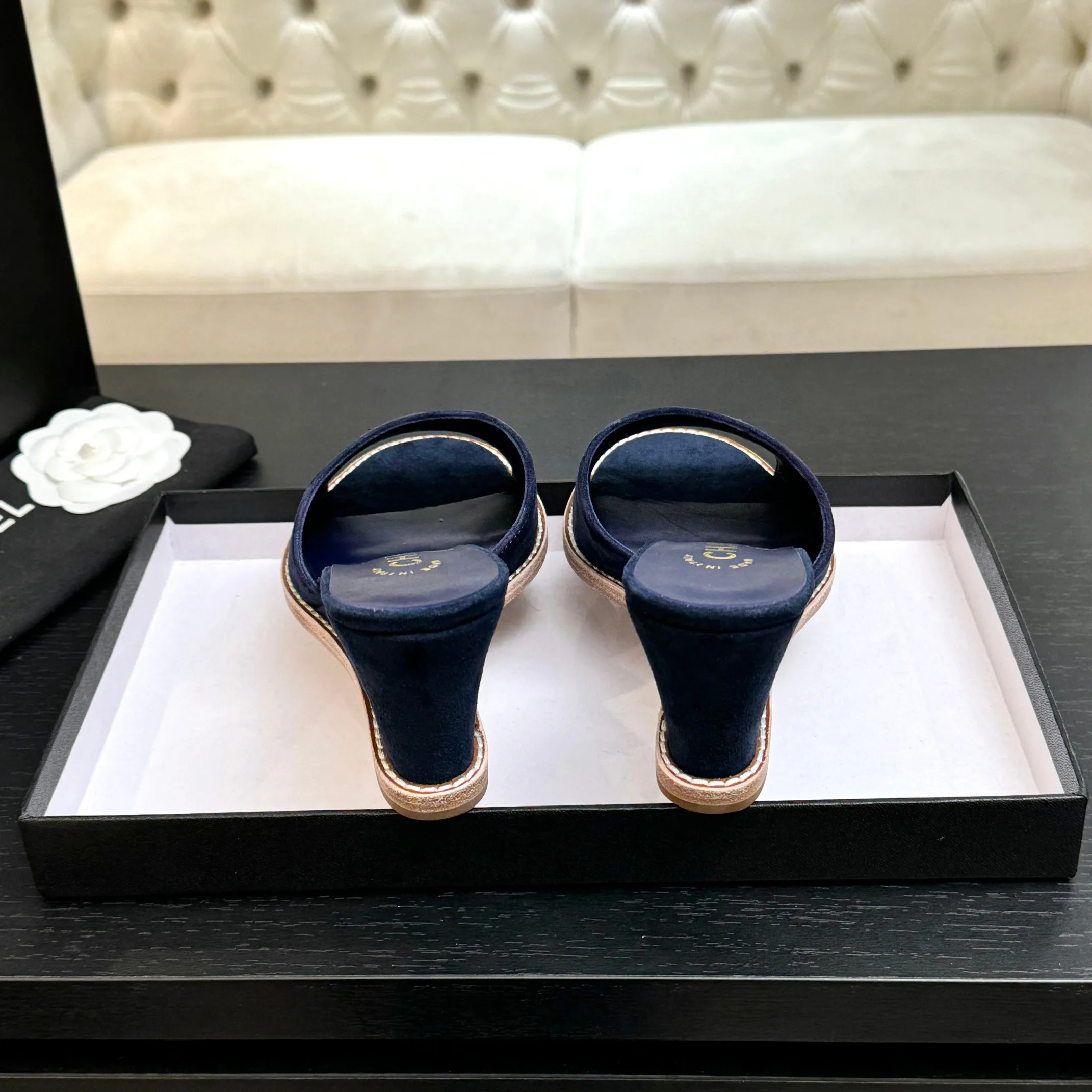 Босоножки Женские Chanel 10235879