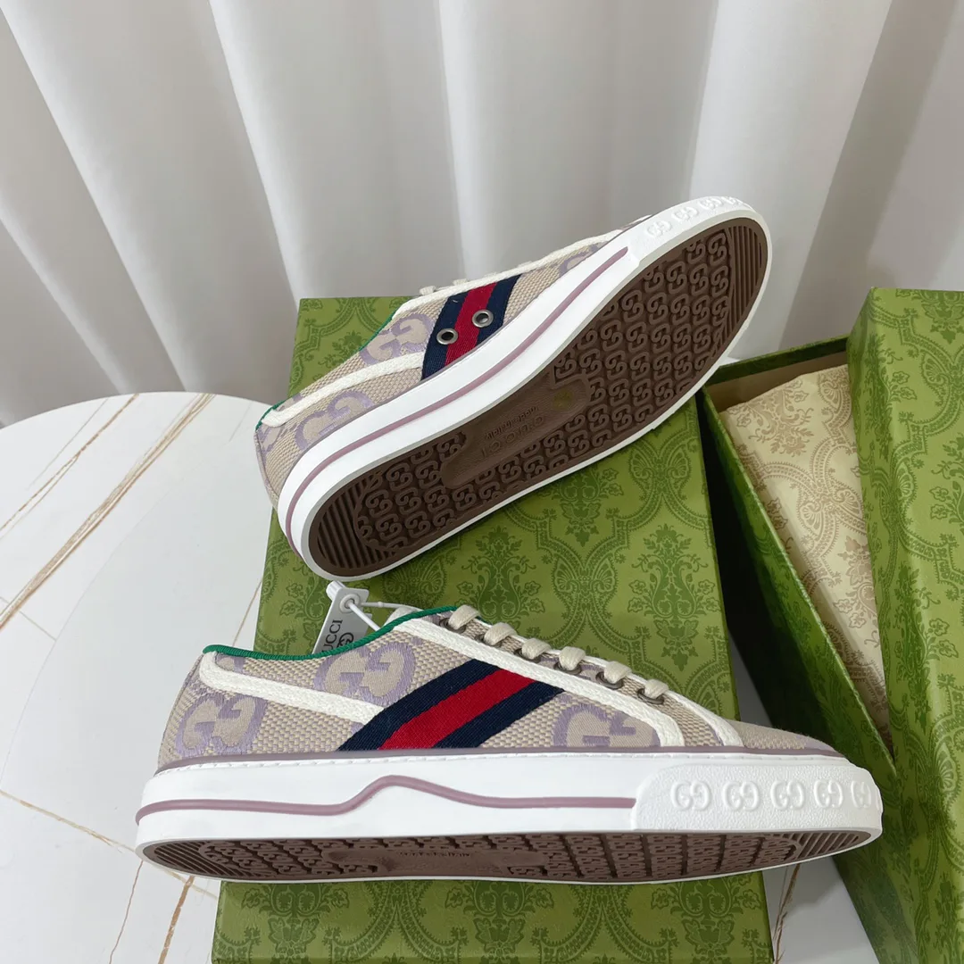 Кроссовки Женские Gucci 19691209