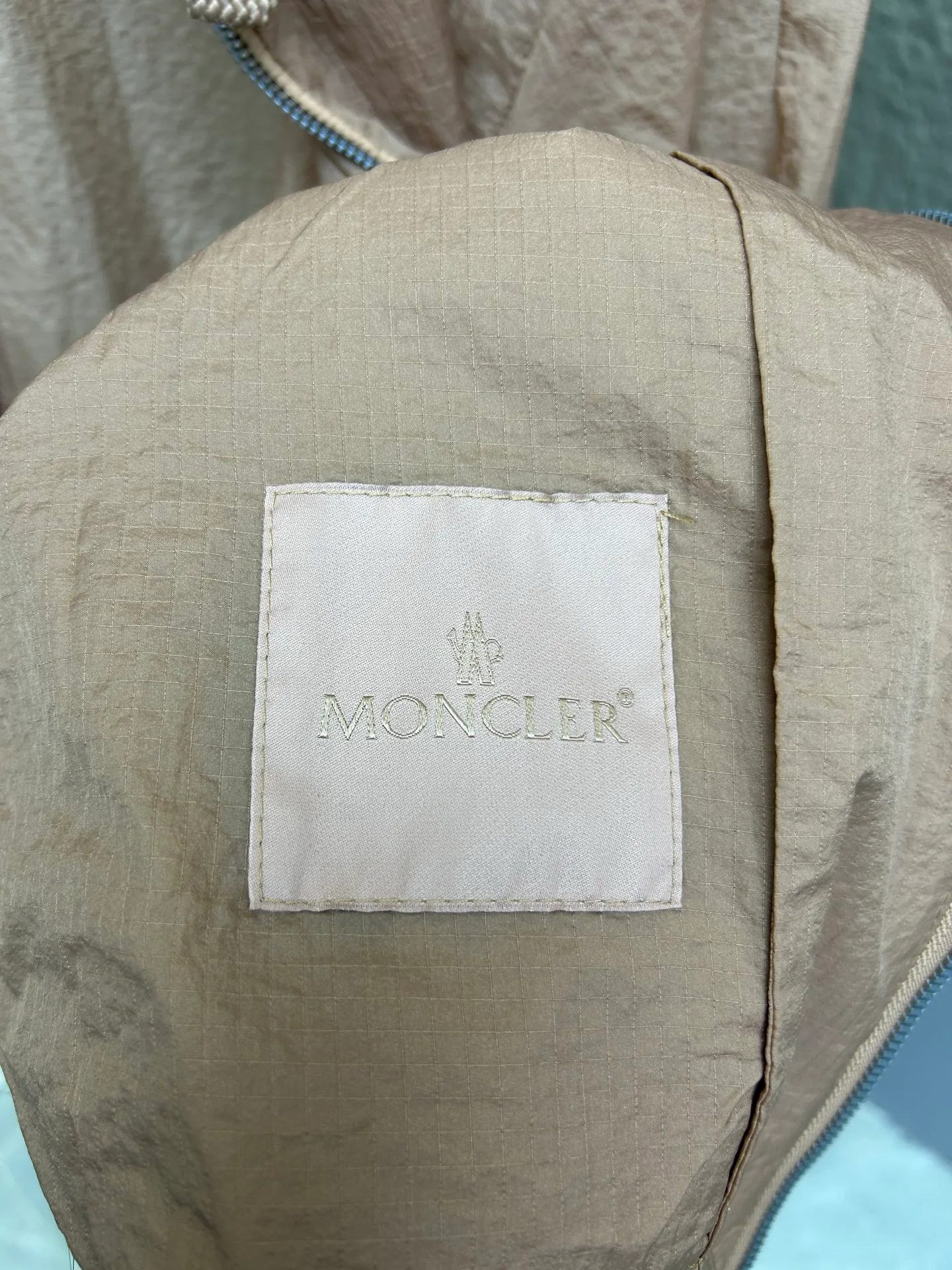 Куртки И Пуховики Женские Moncler 11862685