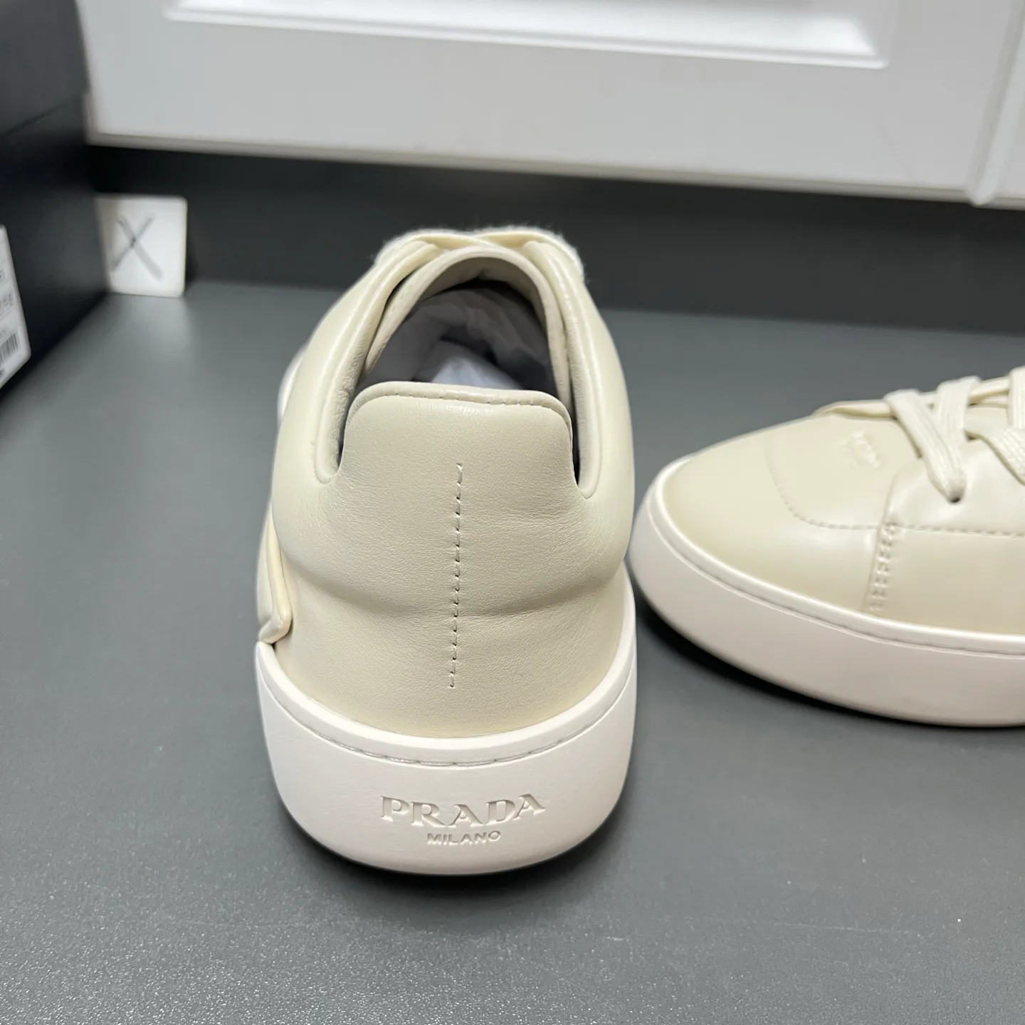Кроссовки Мужские Prada 16940097