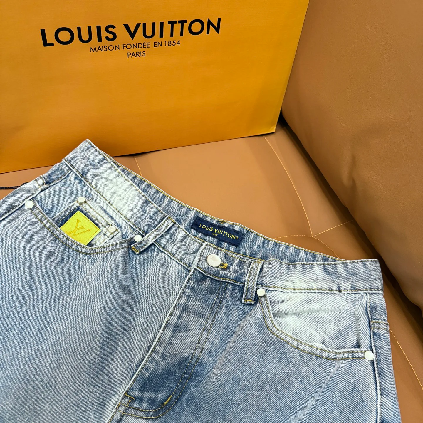 Джинсы Женские Louis Vuitton 2162259