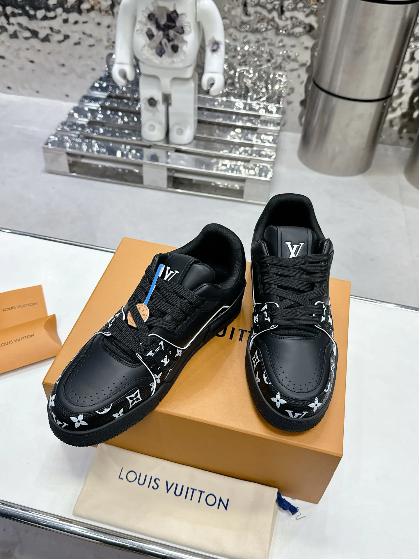 Кроссовки Женские Louis Vuitton 10060932