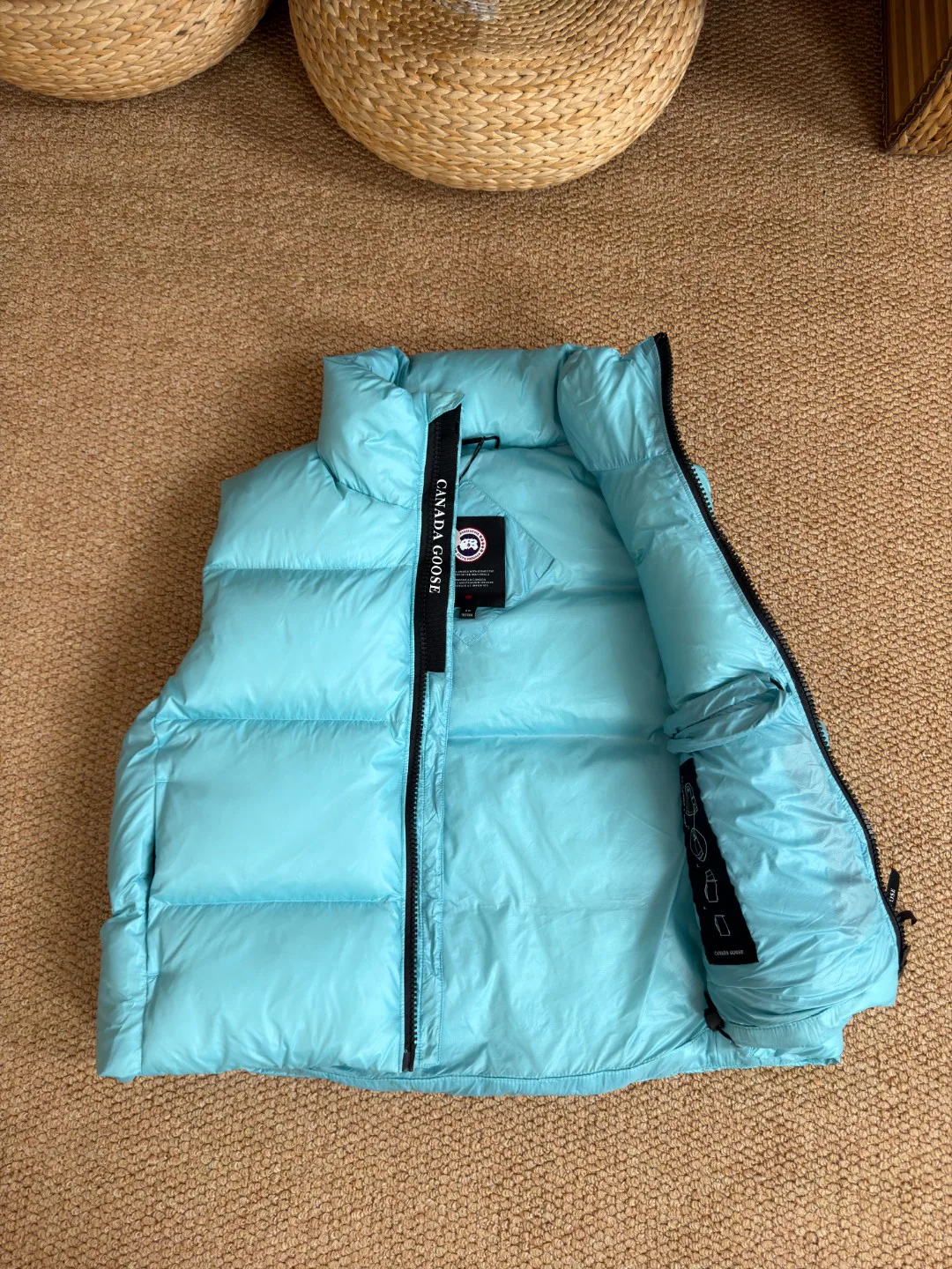 Жилеты Женские Canada Goose 18336861