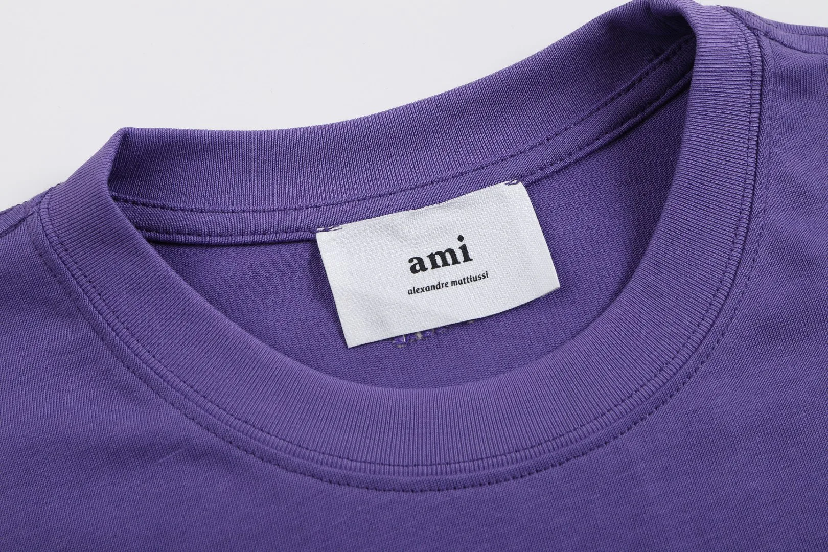 Футболки Женские Ami Paris 246924