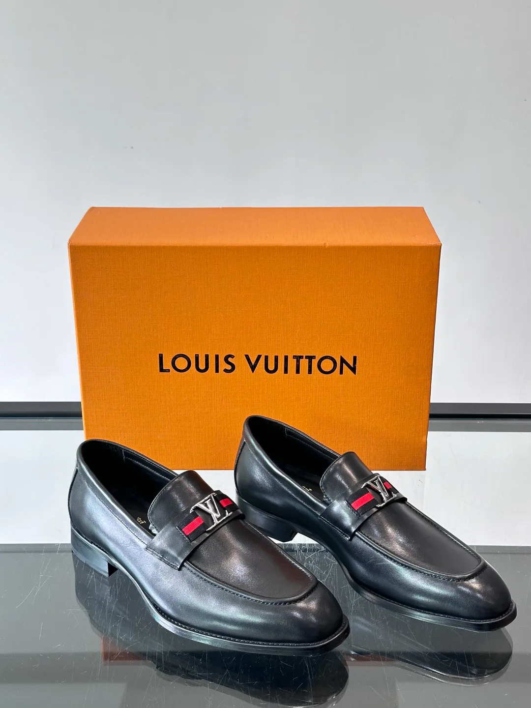 Лоферы И Туфли Мужские Louis Vuitton 1310899