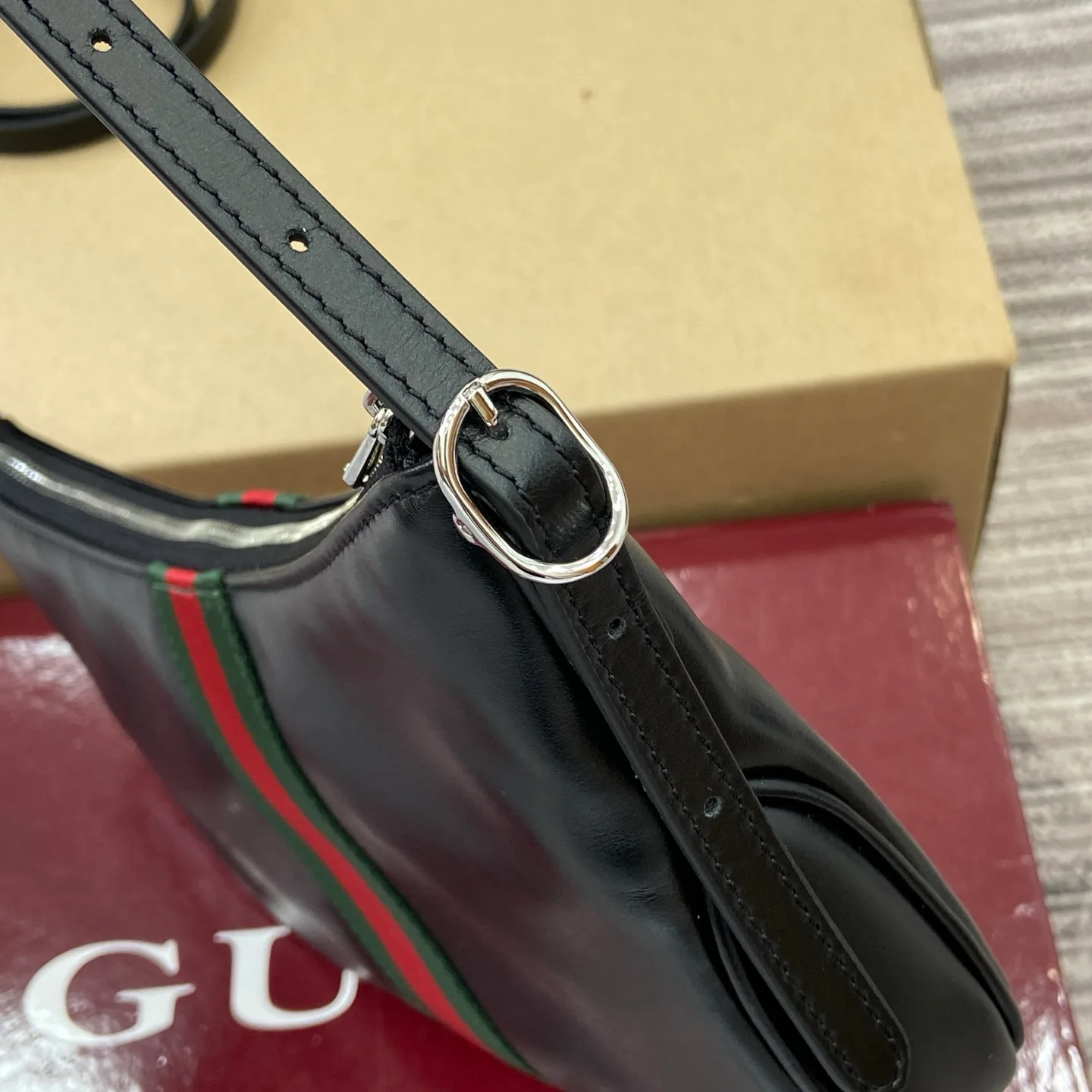 Сумки На Ремне Женские Gucci 691382