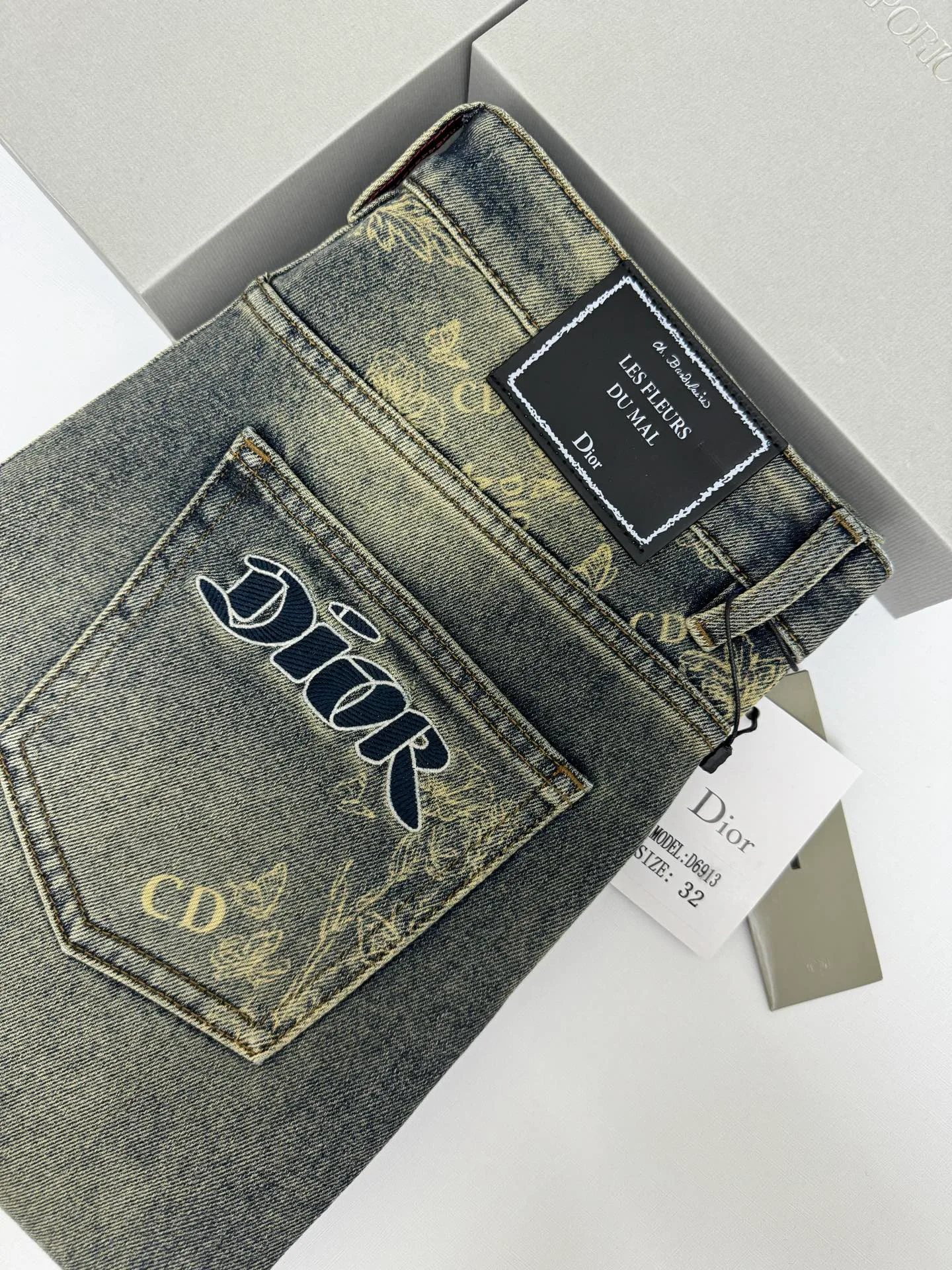 Джинсы Мужские Christian Dior 17235426