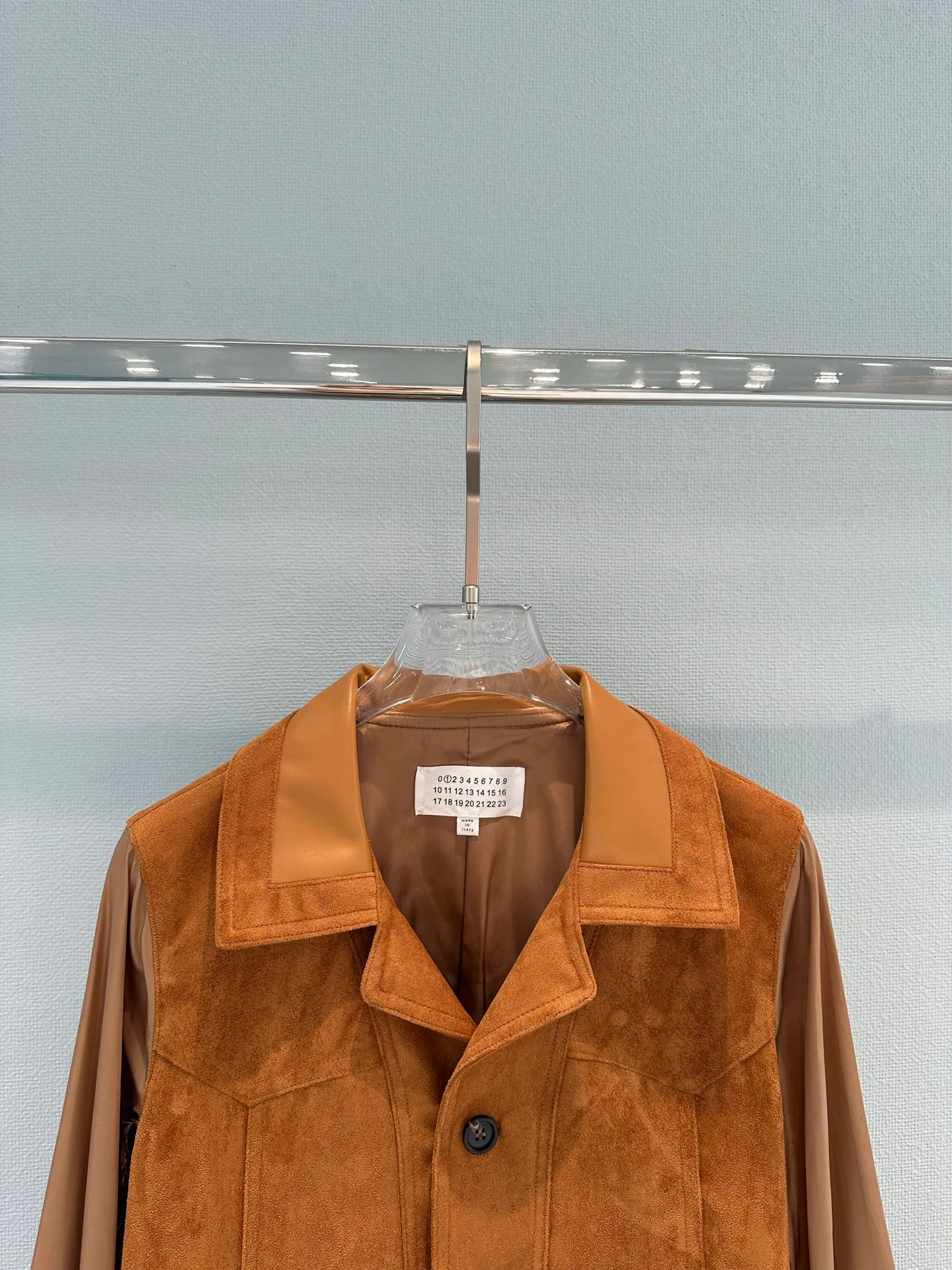 Кожаные Куртки И Дублёнки Женские Maison Margiela 17469649