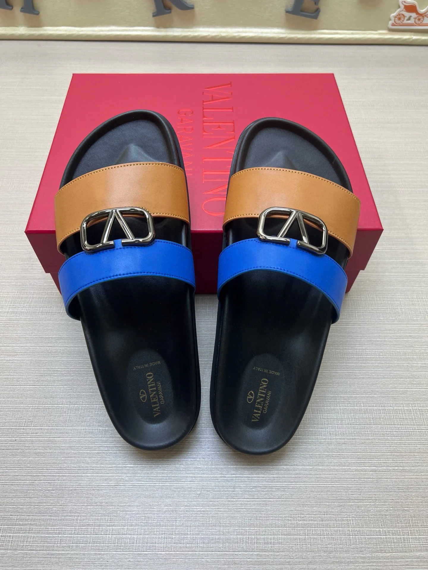Шлепанцы Мужские Valentino 10646289