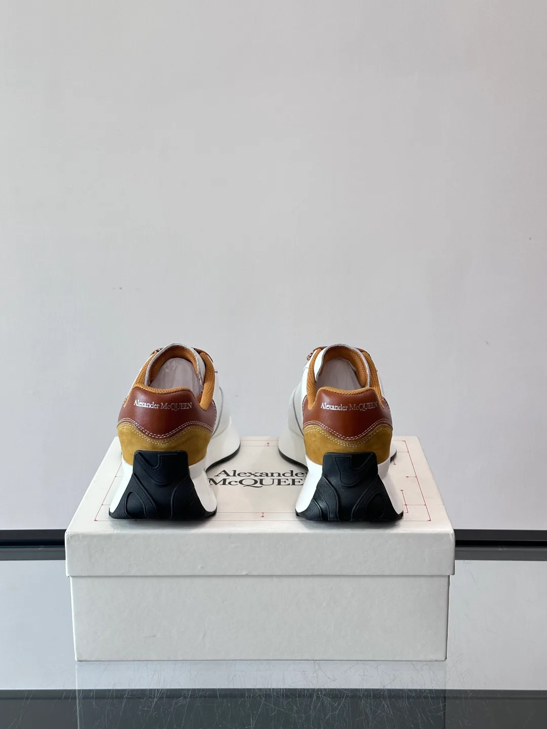 Кроссовки Женские Alexander Mcqueen 469781