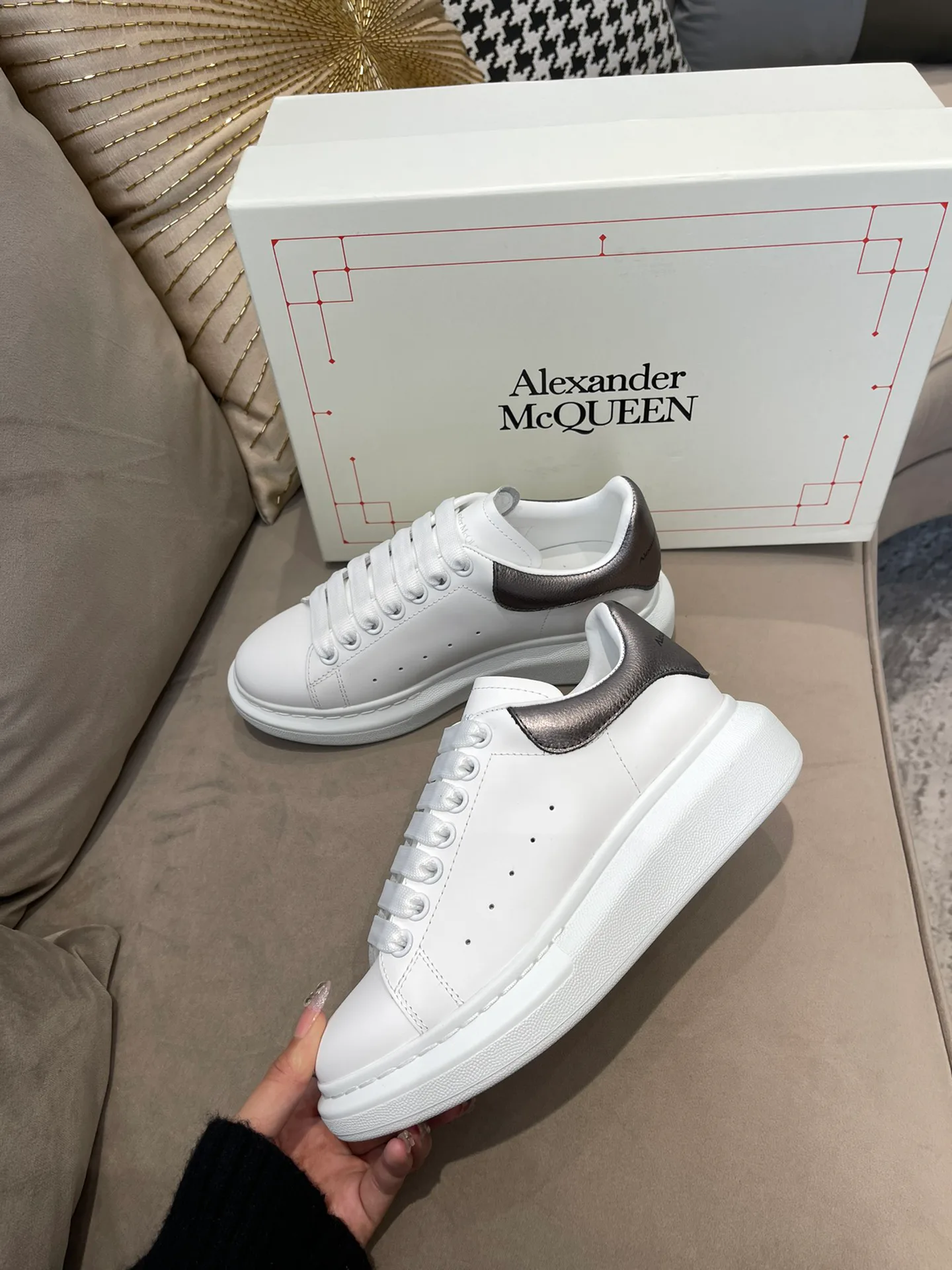 Кеды Женские Alexander Mcqueen 13287240