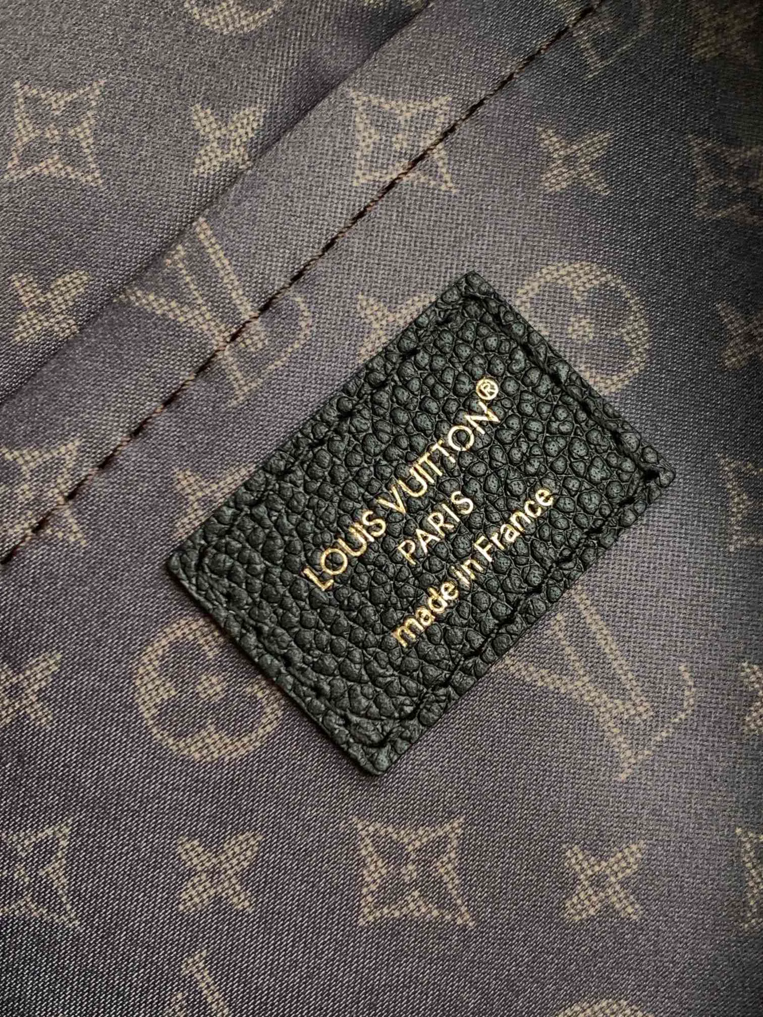 Классические Сумки Женские Louis Vuitton 11394897