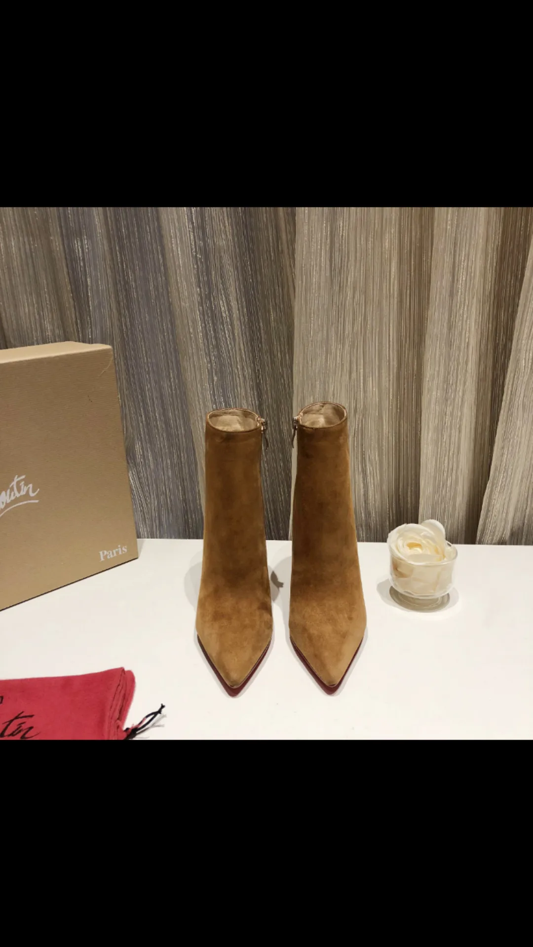 Ботильоны Женские Christian Louboutin 18616609