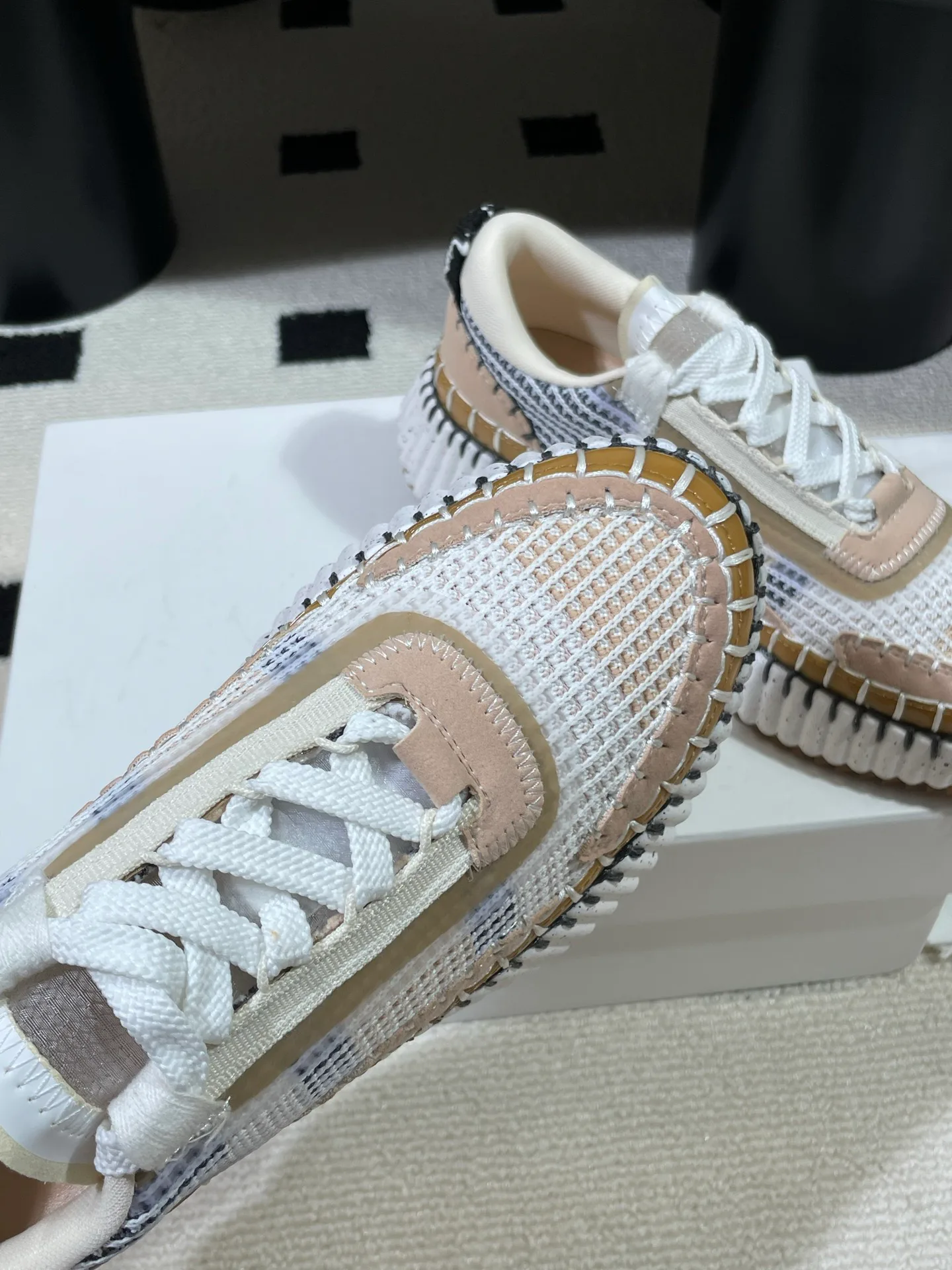 Кроссовки Женские Chloe 1511792
