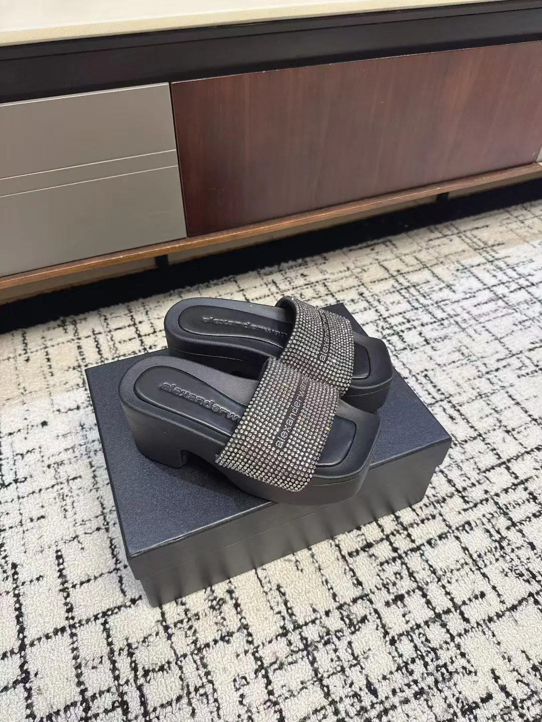 Шлепанцы Женские Alexander Wang 11643680