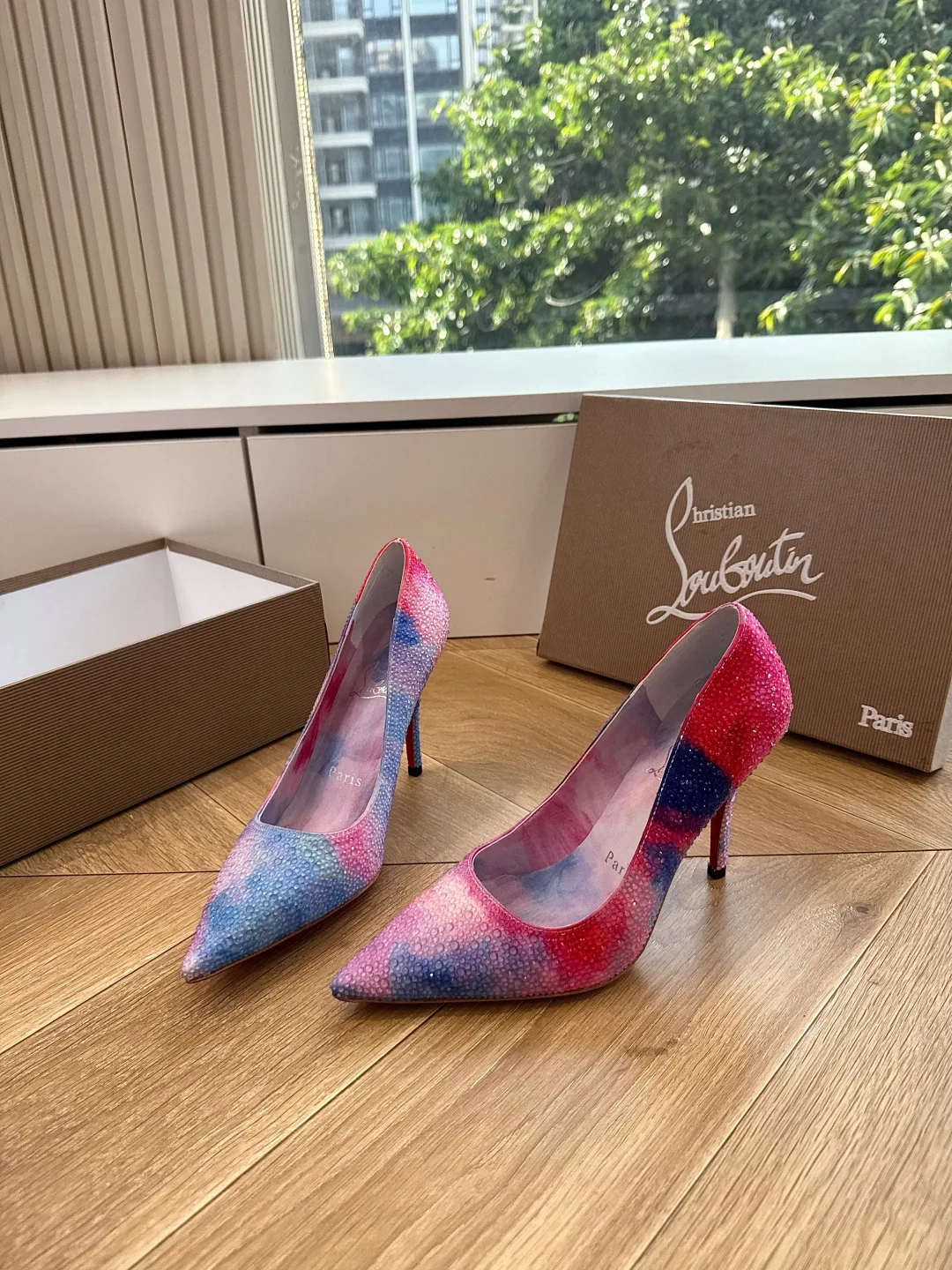 Туфли Женские Christian Louboutin 17480782