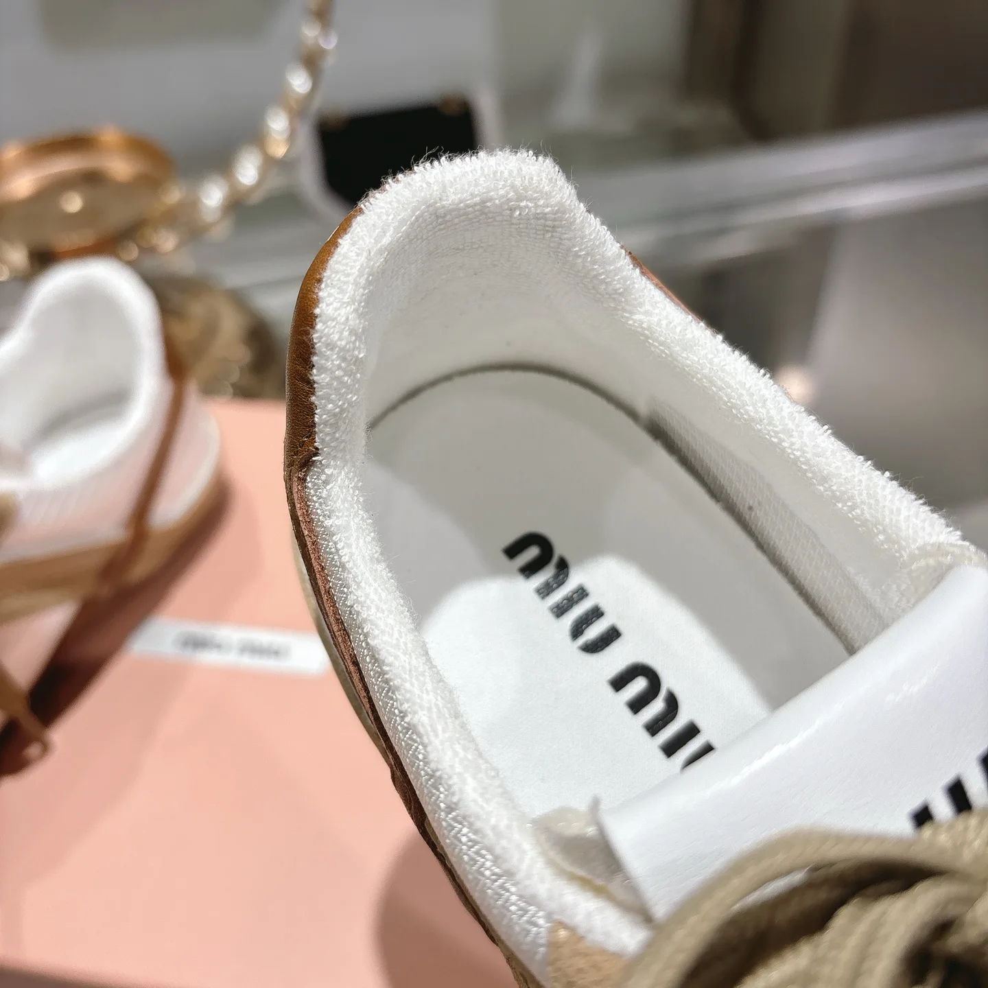 Кроссовки Женские Miu Miu 11019610