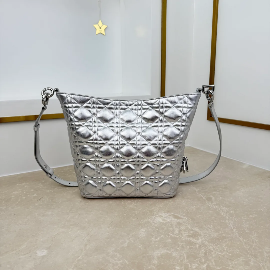 Классические Сумки Женские Christian Dior 18116279