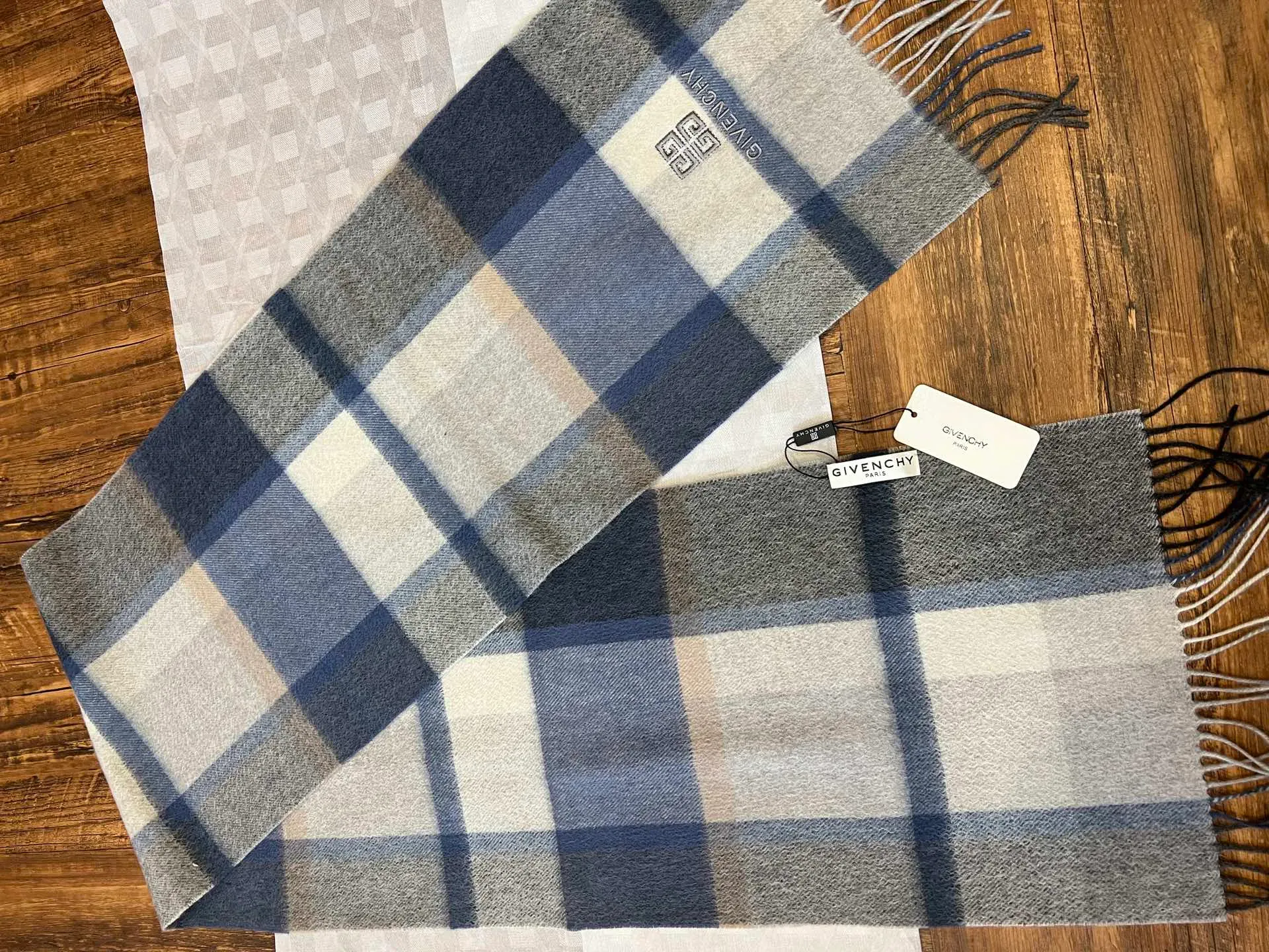 Шарфы Givenchy 87047